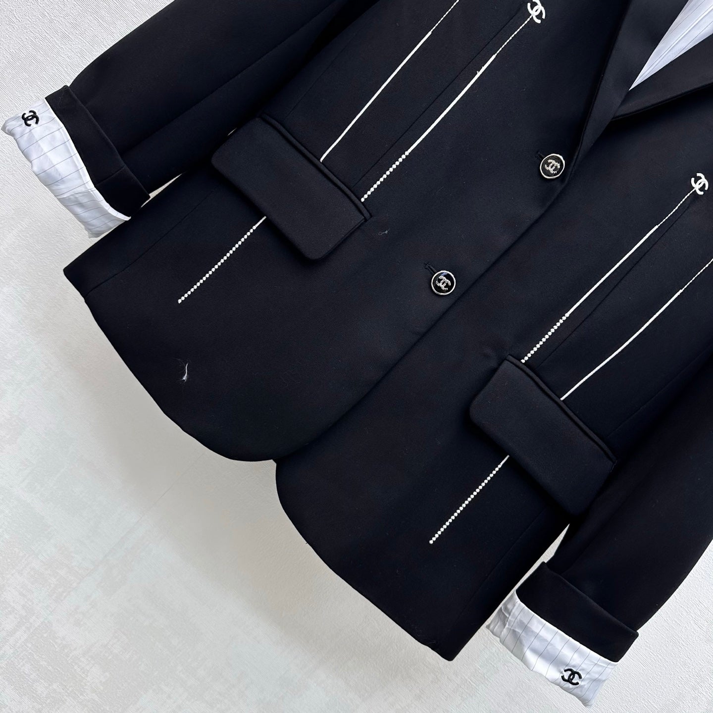 CC 26s Embroidered And Beaded Suit Jacket Black Polyester 422607