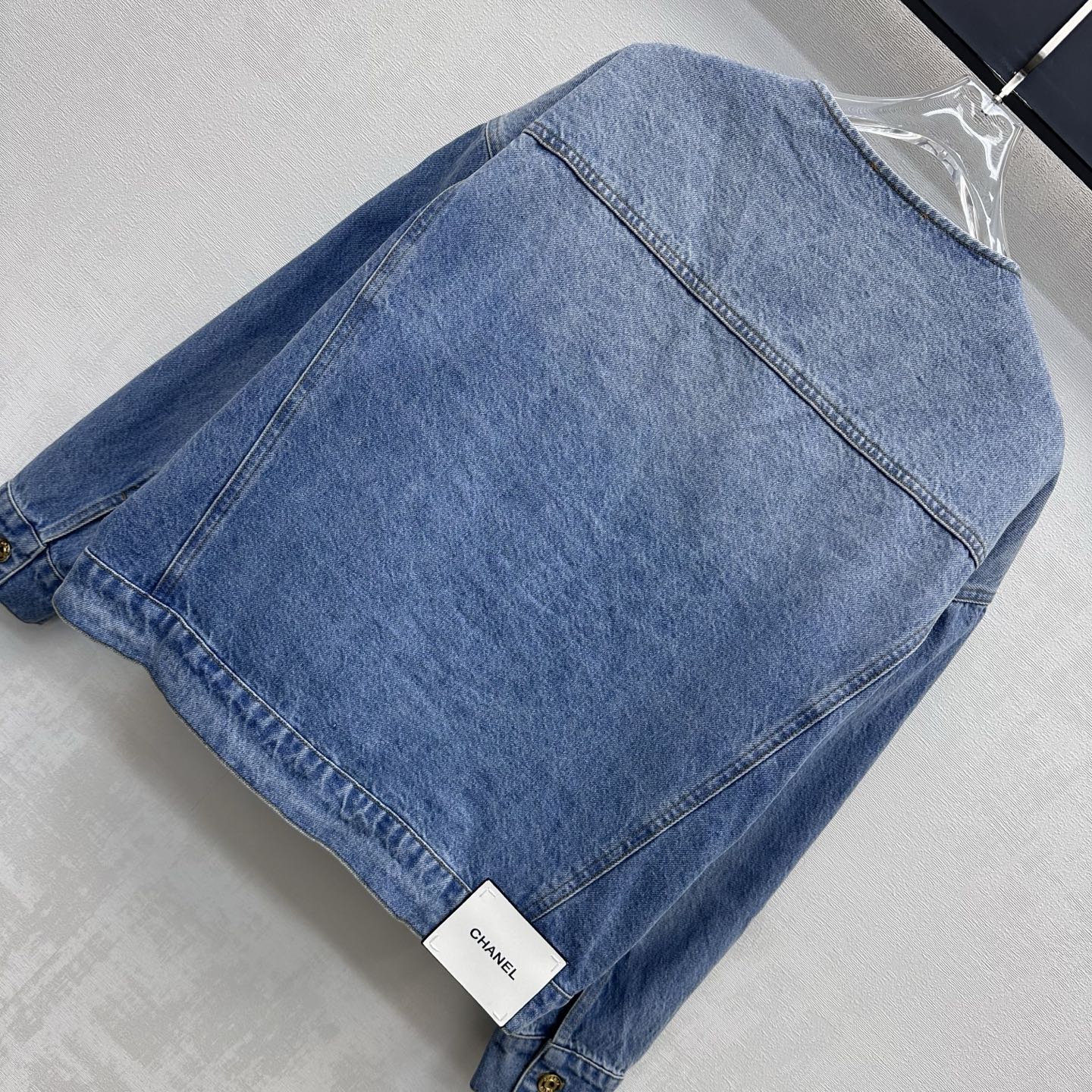 CC 26s Letter Button Jacket Light Blue Denim 422640
