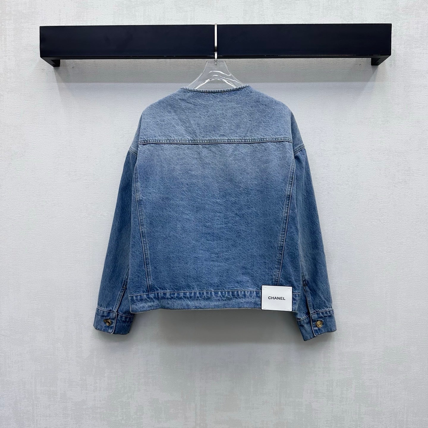 CC 26s Letter Button Jacket Light Blue Denim 422640