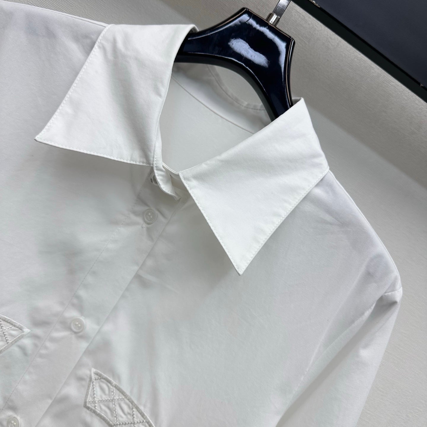 CC 26s Embroidered CC Logo Shirt White Cotton 427495