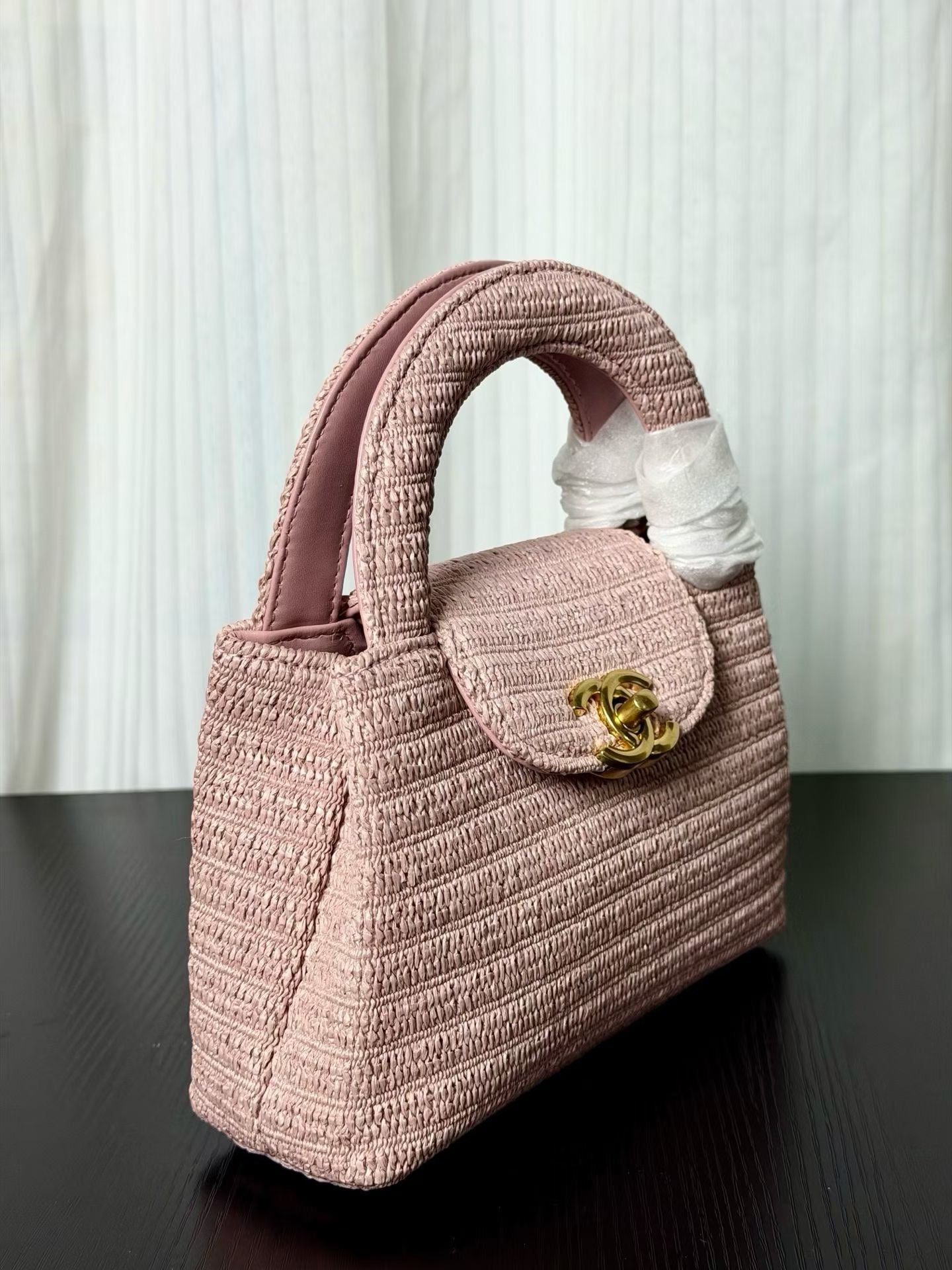 Chanel Kelly 2026 Bag 19cm Light Pink Raffia Leather