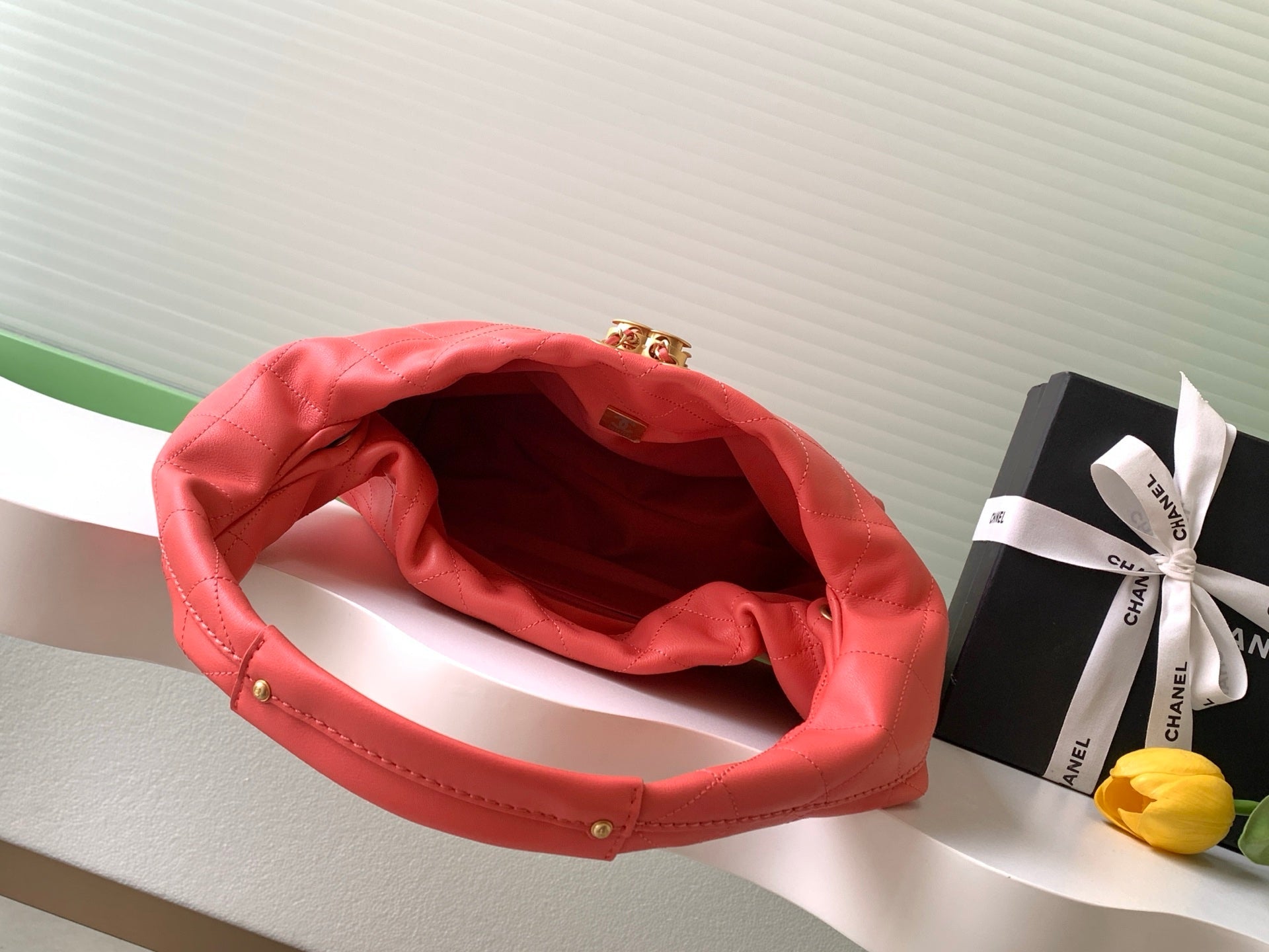 CC 2025 Hobo Bag 45cm Red Calfskin