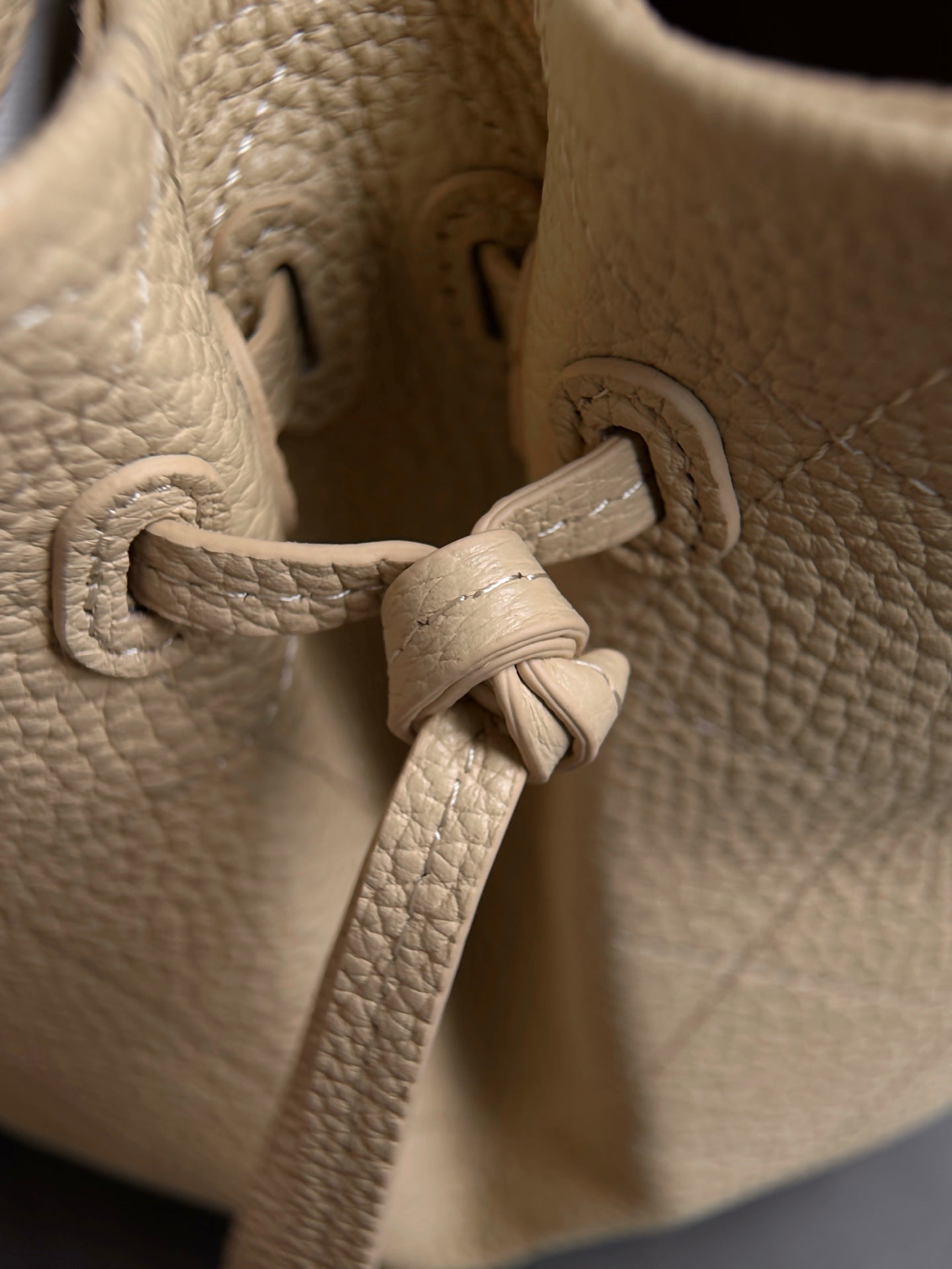 CC 26s Small Shopping Bag Beige Calfskin 143387