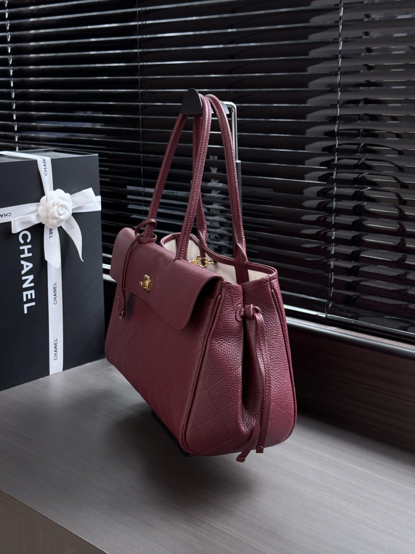CC 26s Small Shopping Bag Burgundy Calfskin 143385