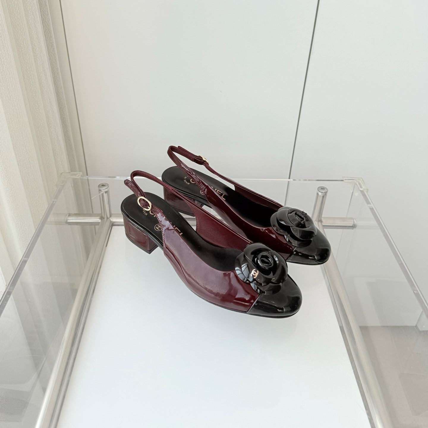 CC 26s Slingback Floral 3.5cm Black Burgundy Patent Leather 597416