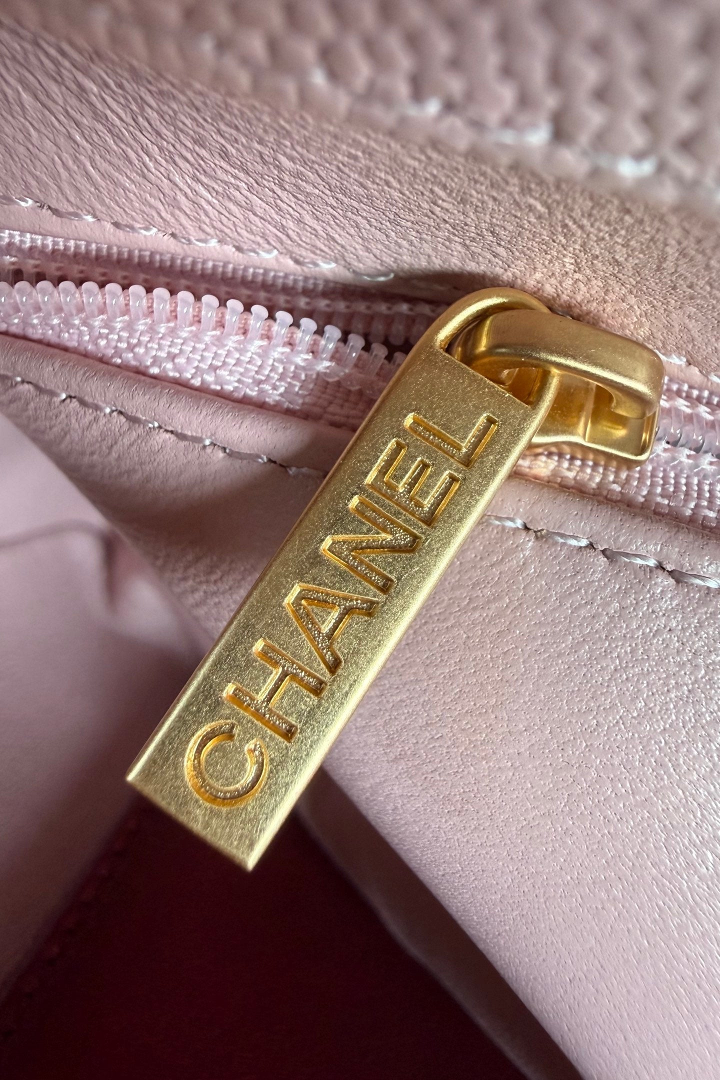 Chanel 26 Shoulder Bag 22 Light Pink Caviar Leather