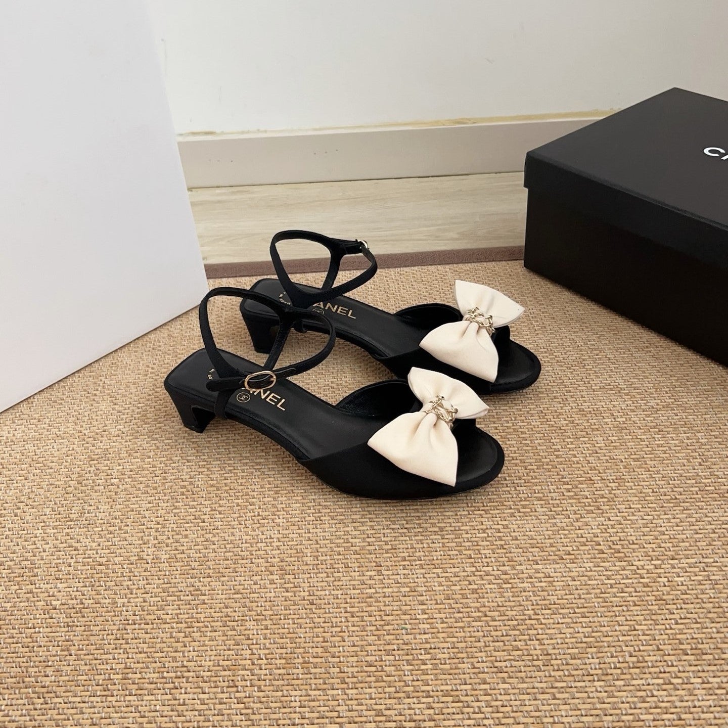 CC Grosgrain Sandals 4cm Black Lambskin 708081