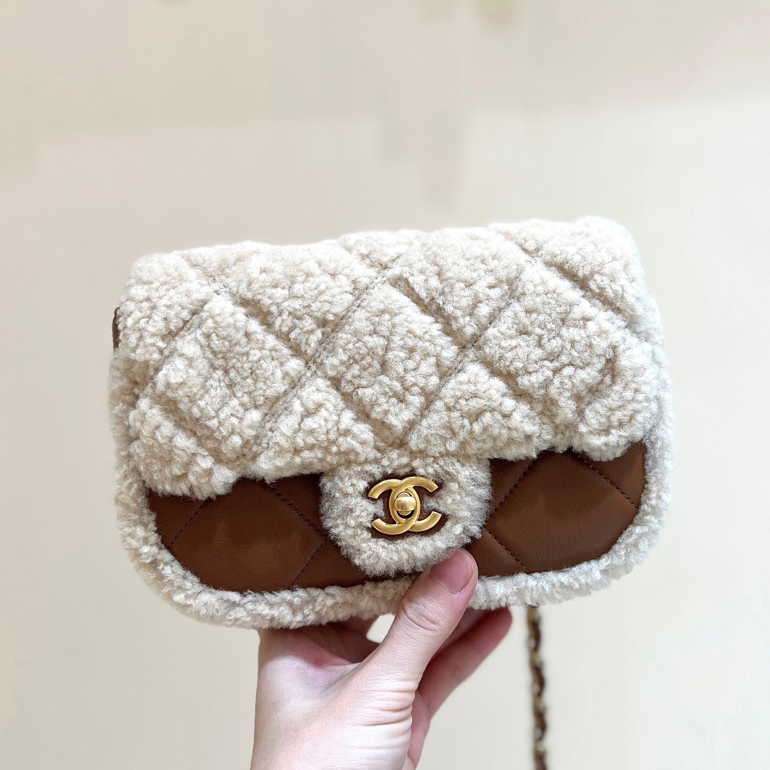 CC  24K Teddy Bear CF 18 cm Brown Beige Lambskin & Fur Light GHW
