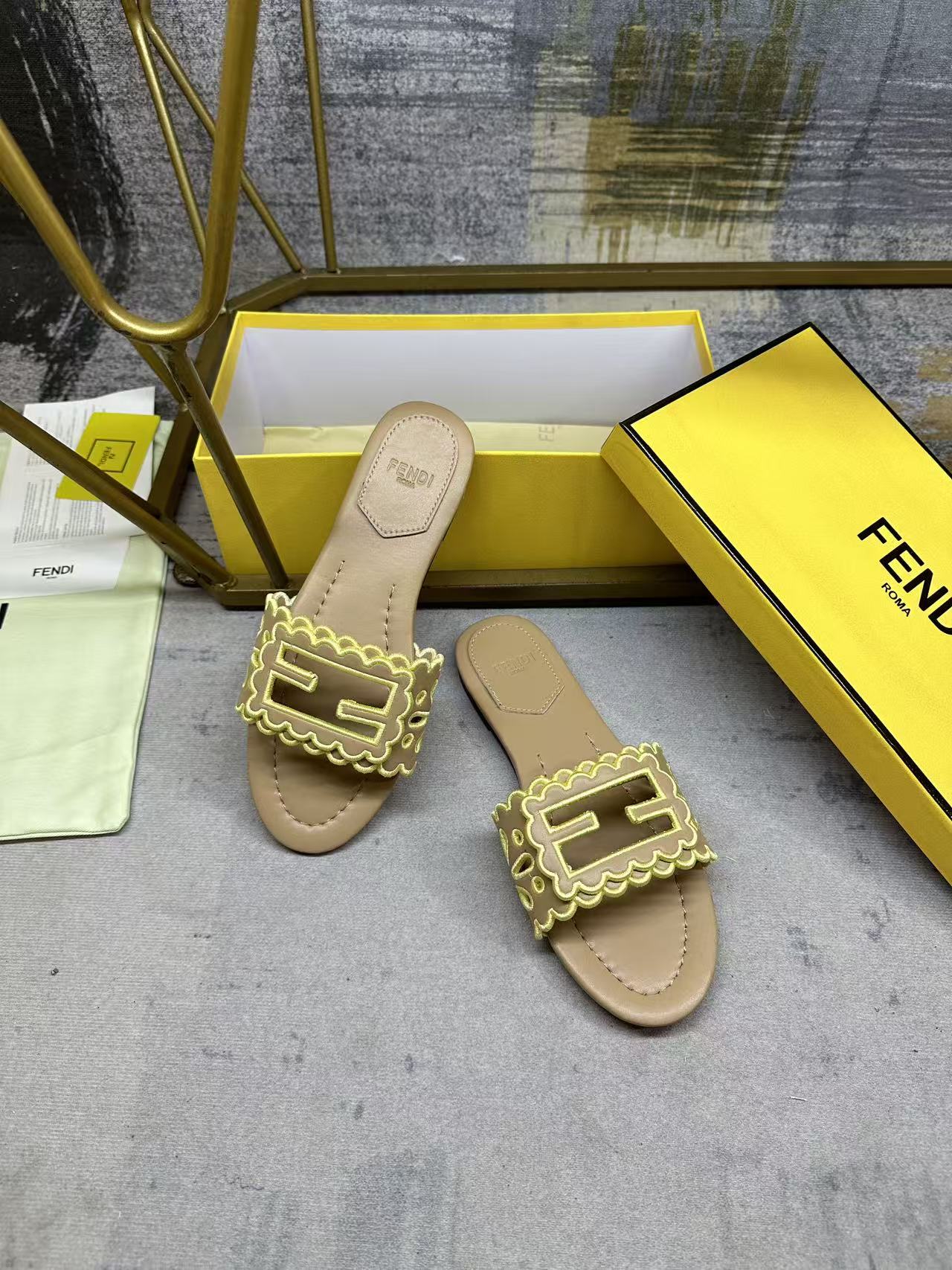 Fendi Baguette Slides Embroidered Beige Nappa Leather 826564