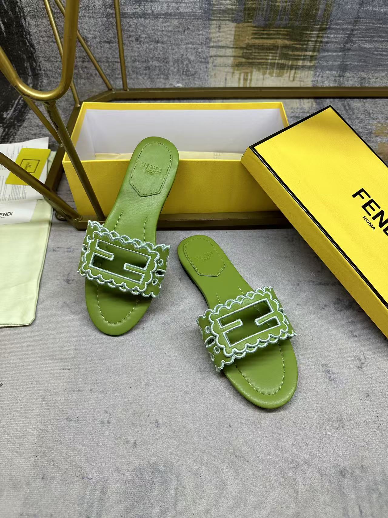 Fendi Baguette Slides Embroidered Green Nappa Leather 826566
