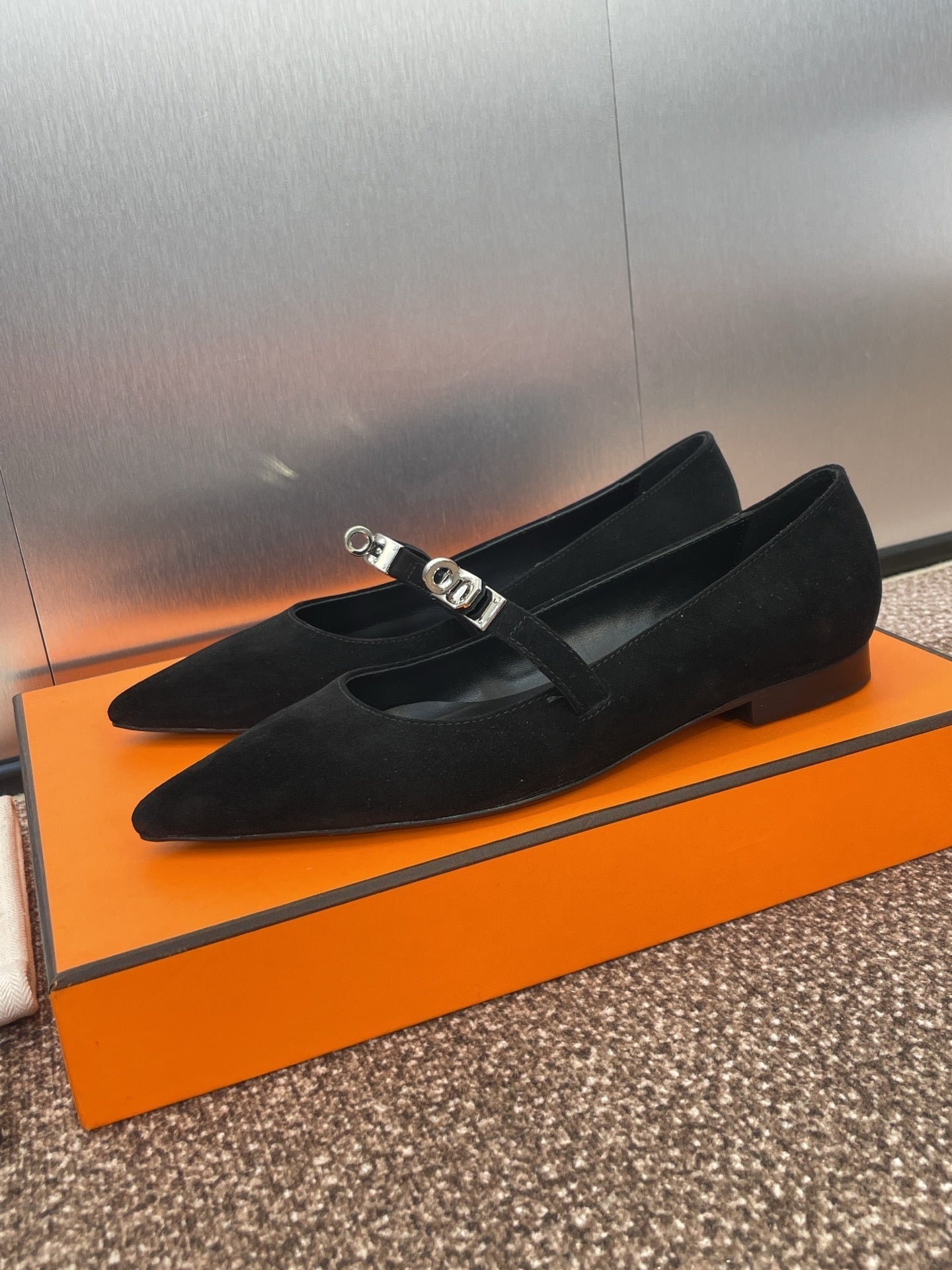 HM 25C Kelly Ballet Flat Noir Suede 208270