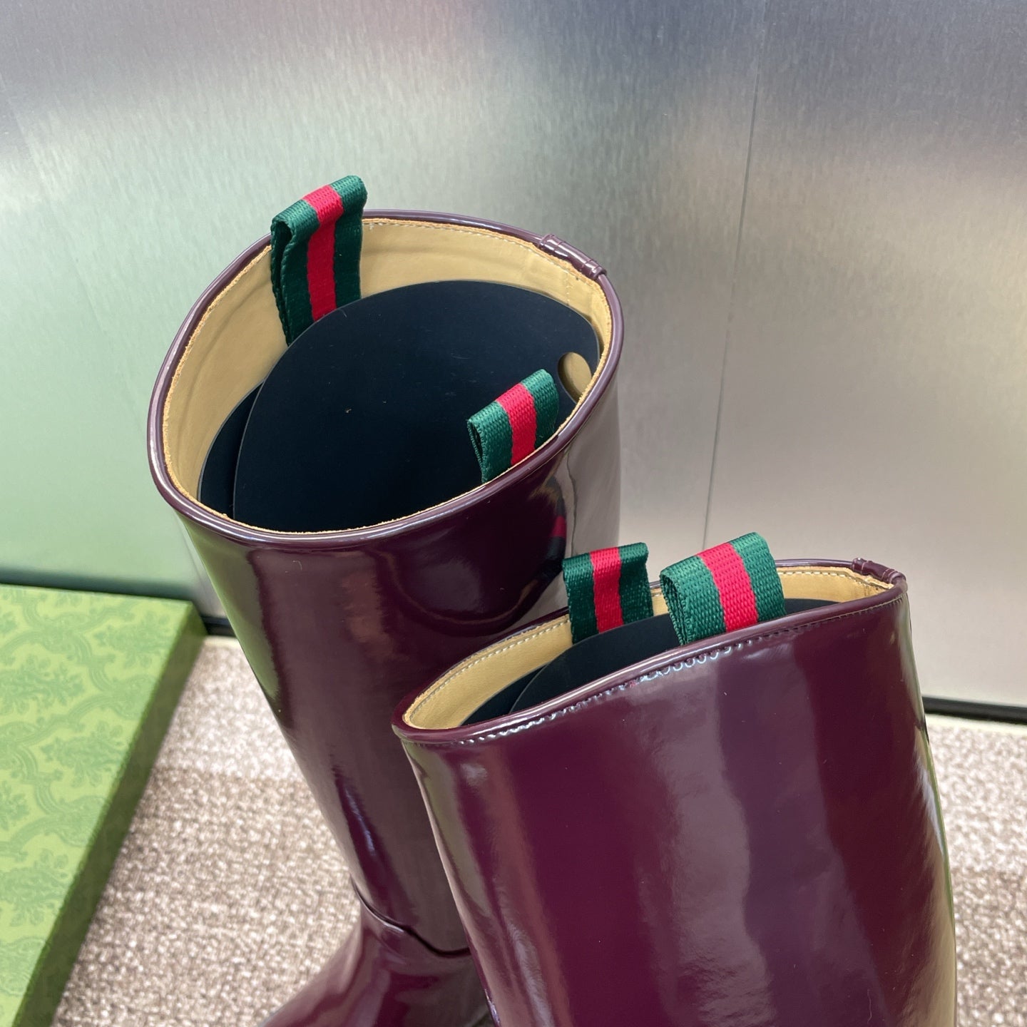 GG Women's Boot With Slim Horsebit 2.5cm Burgundy Shiny leather 508912