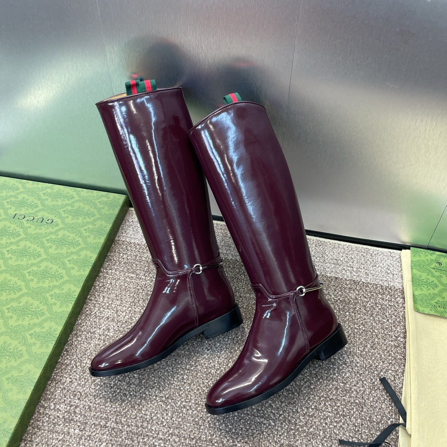 GG Women's Boot With Slim Horsebit 2.5cm Burgundy Shiny leather 508912