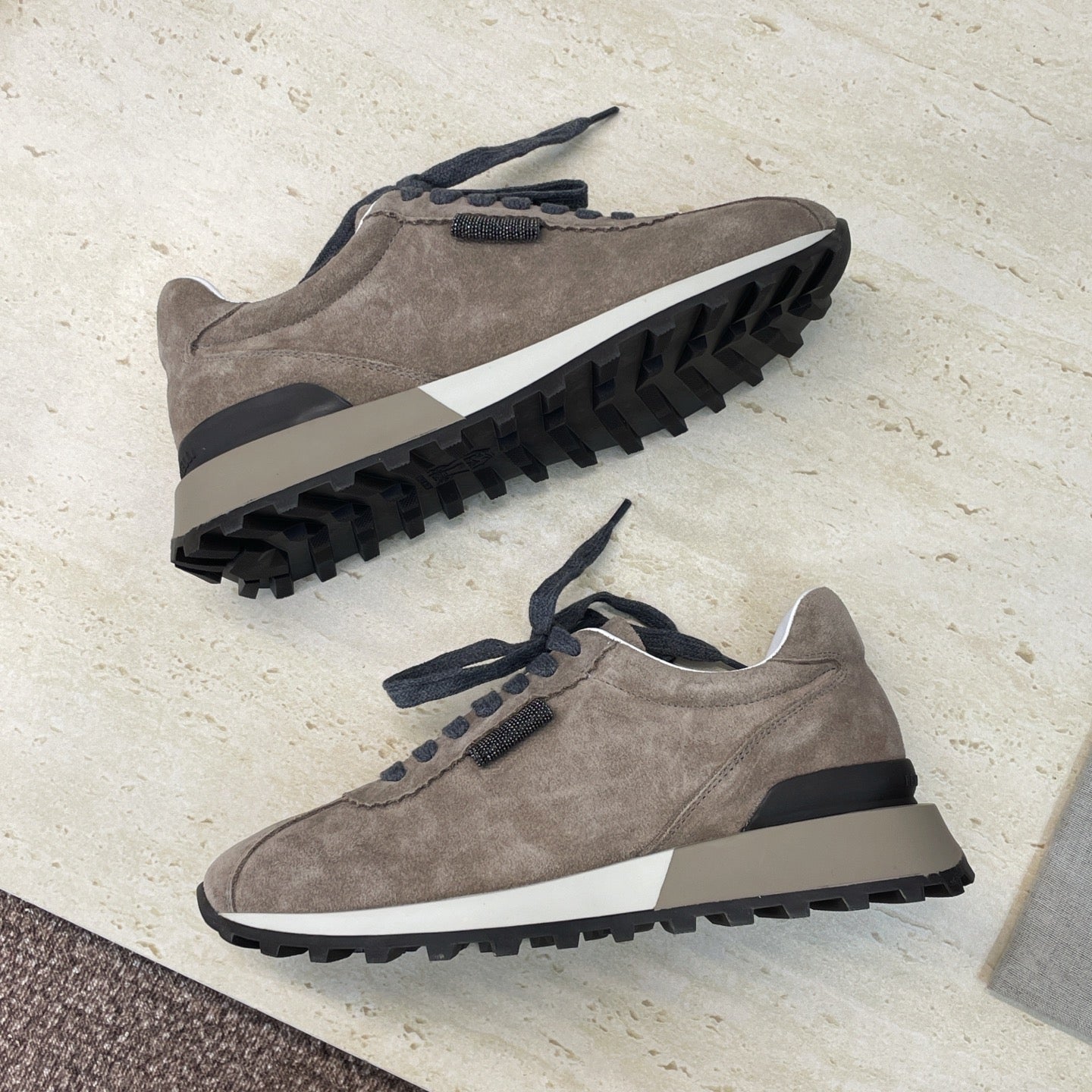 Brunello Shiny Tab Sneakers Taupe Suede 607016