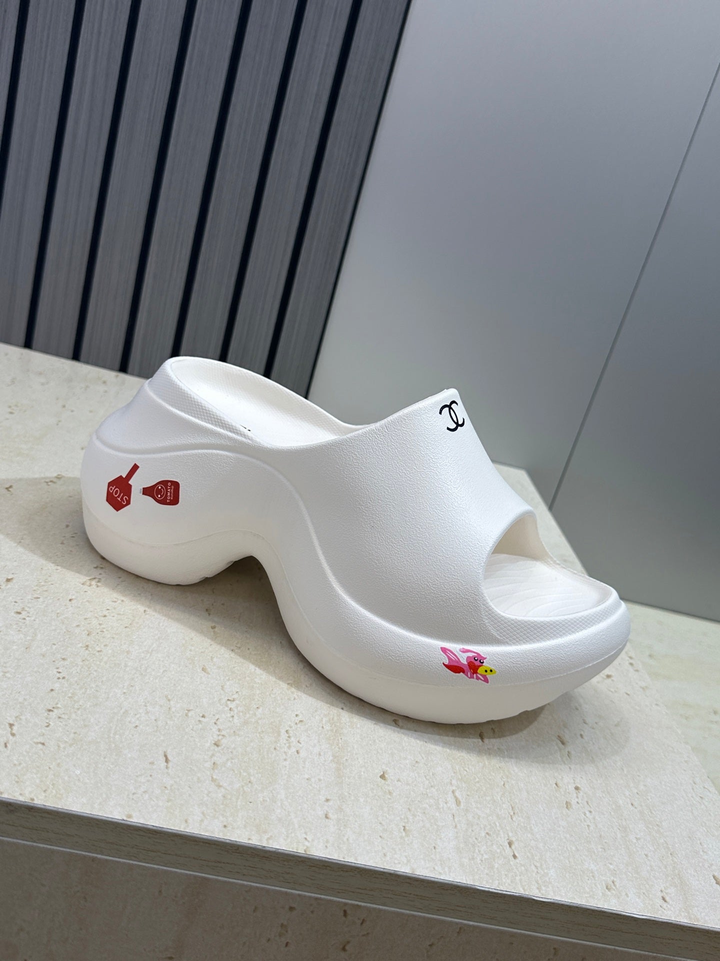 CC Platform Round Toe Open Toe Sandals White Rubber 830393