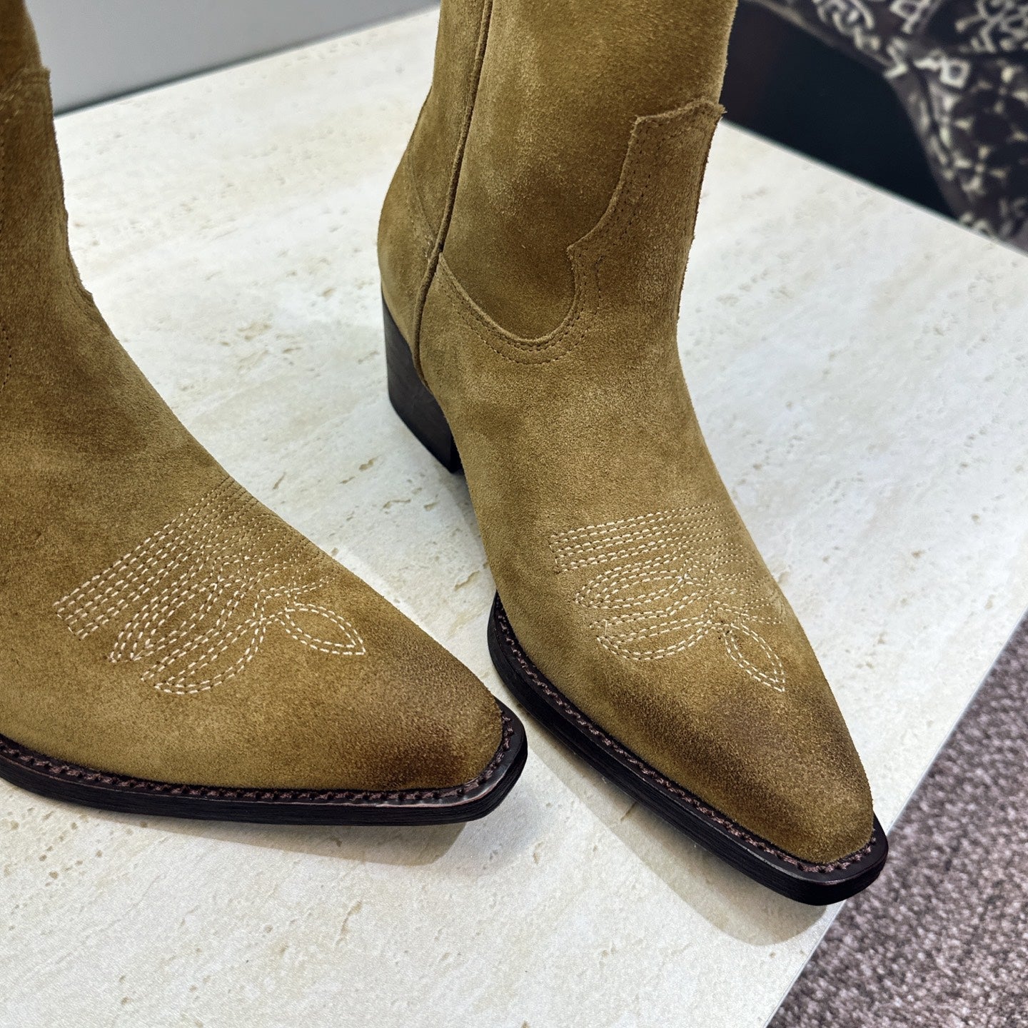 Celine 26s Mid-Calf Boots 4.5cm Khaki Suede 959452