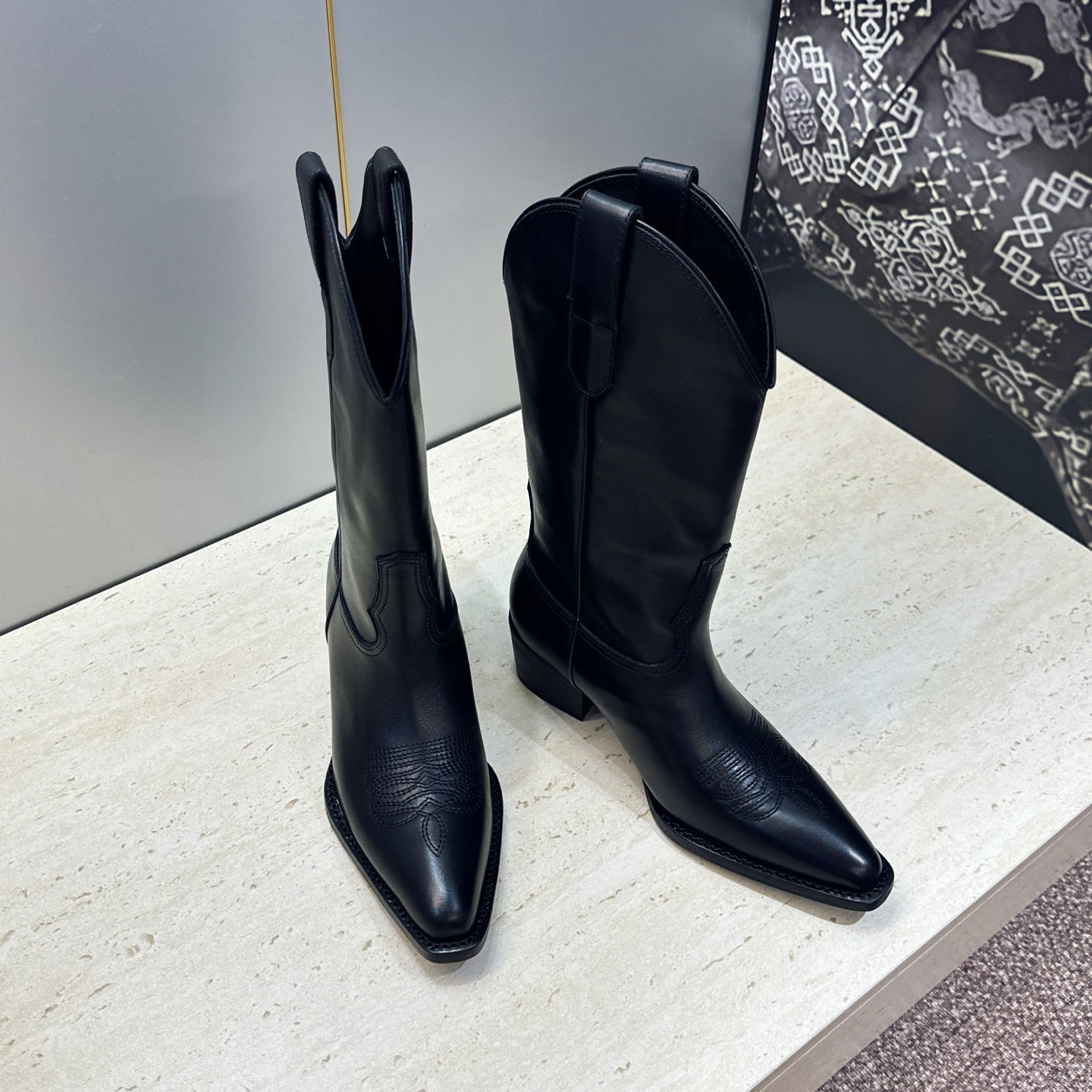 Celine 26s Mid-Calf Boots 4.5cm Black Cowhide 959456