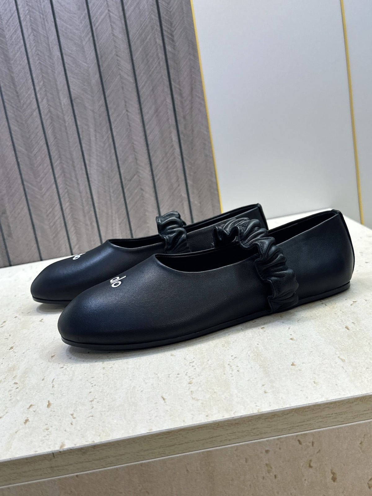 Alo Ballet Flat Black Calfskin Leather 118872