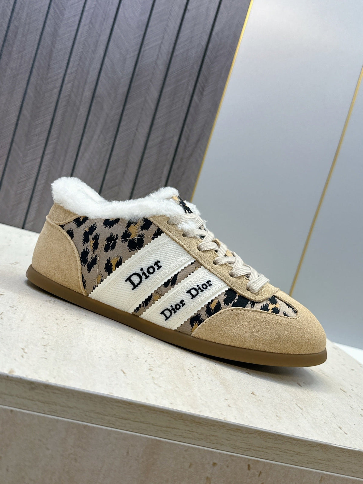 CD 26s Chrono Sneakers Leopard Beige Suede Shearling 118423