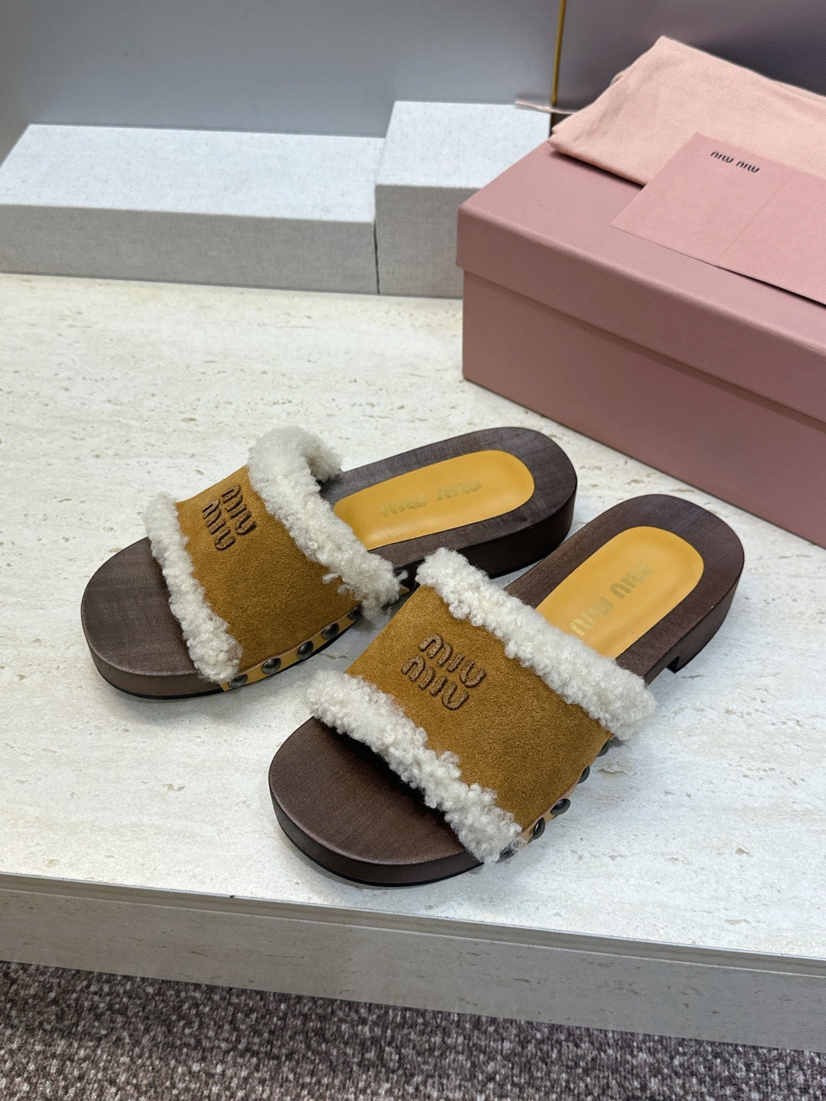 Miu Miu Clog Sandals Yellow Suede Fur 118378
