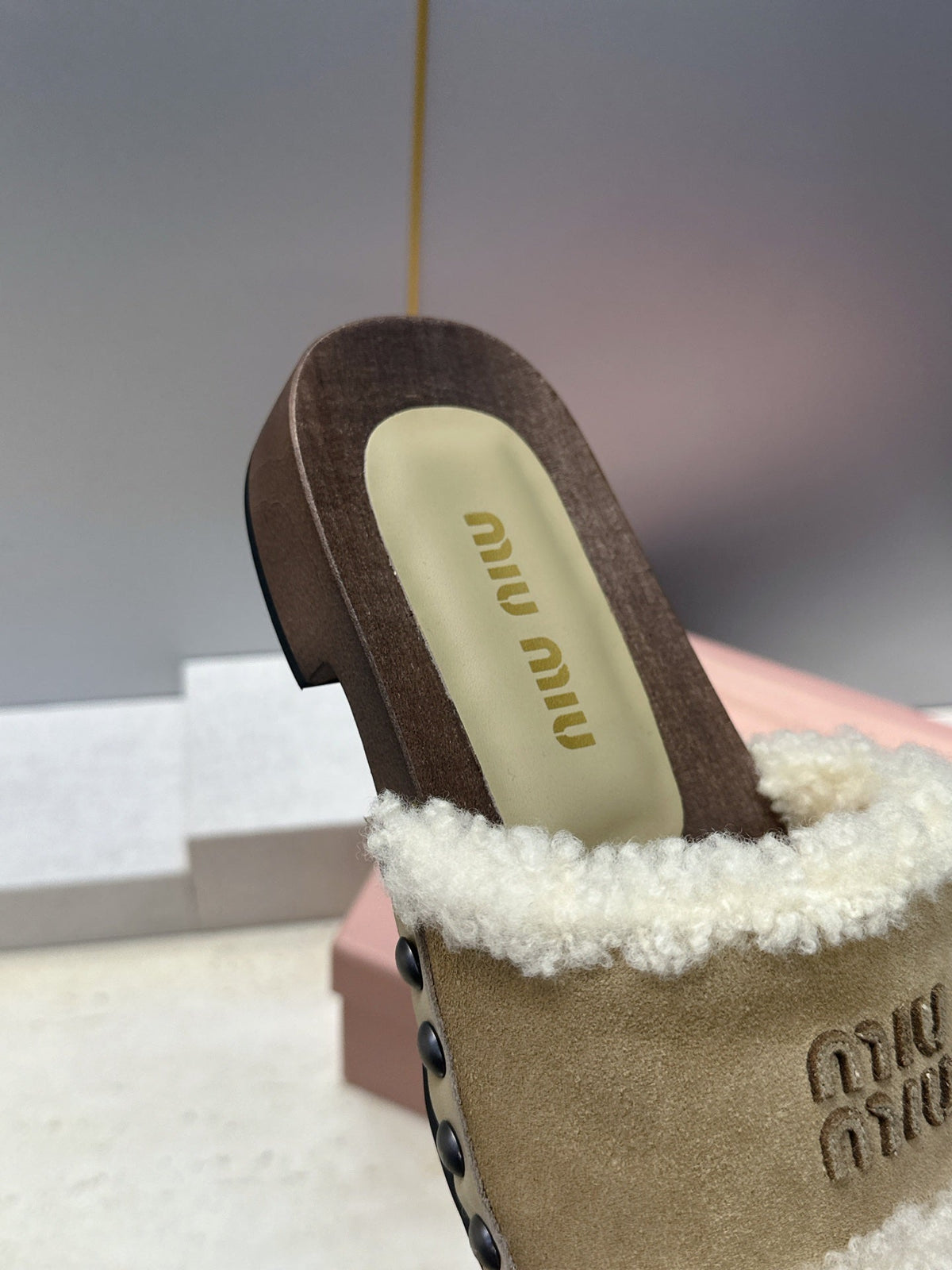 Miu Miu Clog Sandals Beige Suede Fur 118381