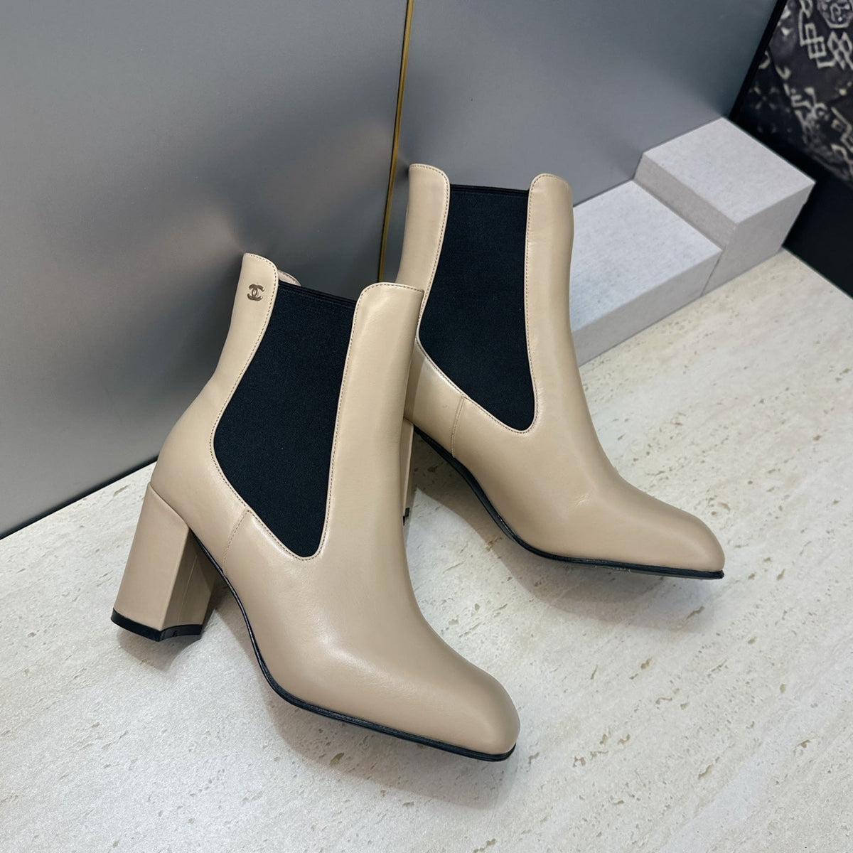 CC 26S Chelsea Ankle Boots 7.5cm Beige Calfskin 118740
