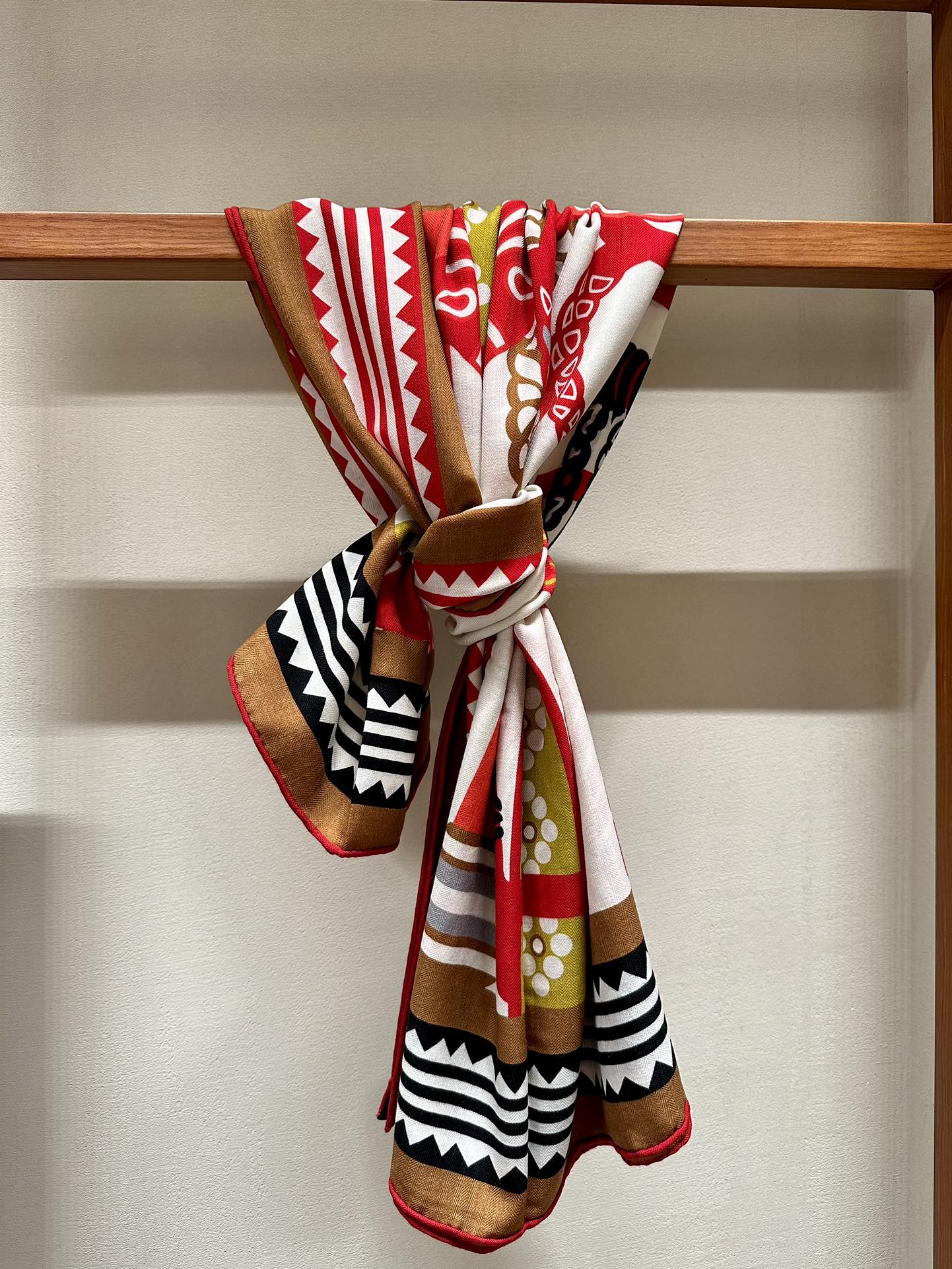 Fantaisie d'Etriers Scarf 140 CM Red Colorful Silk
