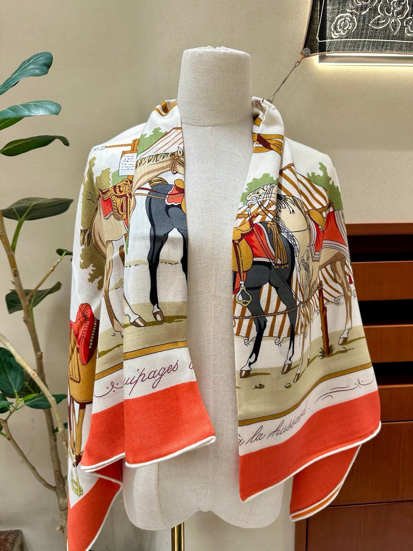 HM 26s Scarf 140 In Cashmere And Silk 216075