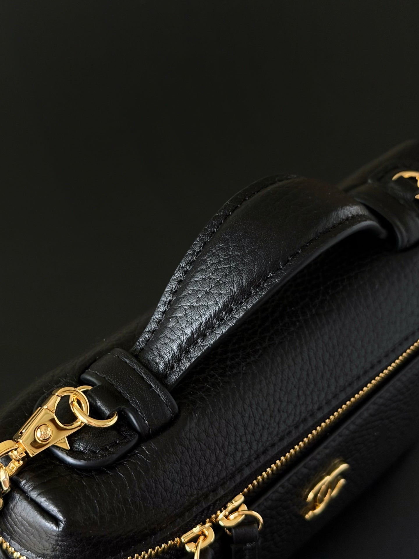 CC 26s Vanity Bag 19.5cm Black Cowhide
