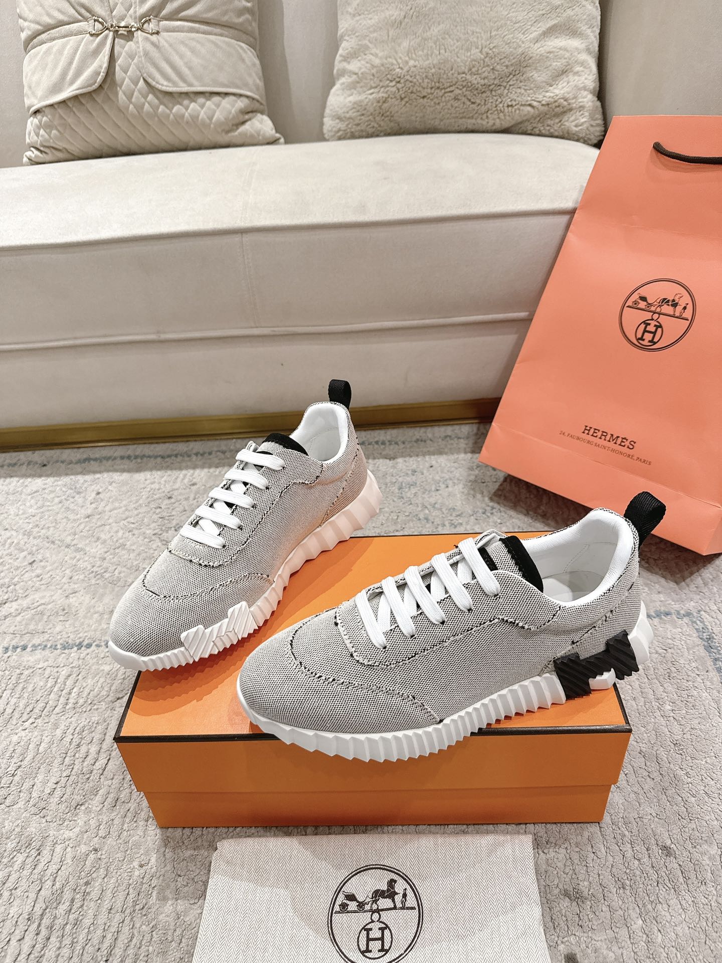 HM Bouncing Sneaker Light Grey Mix Black Canvas 581316