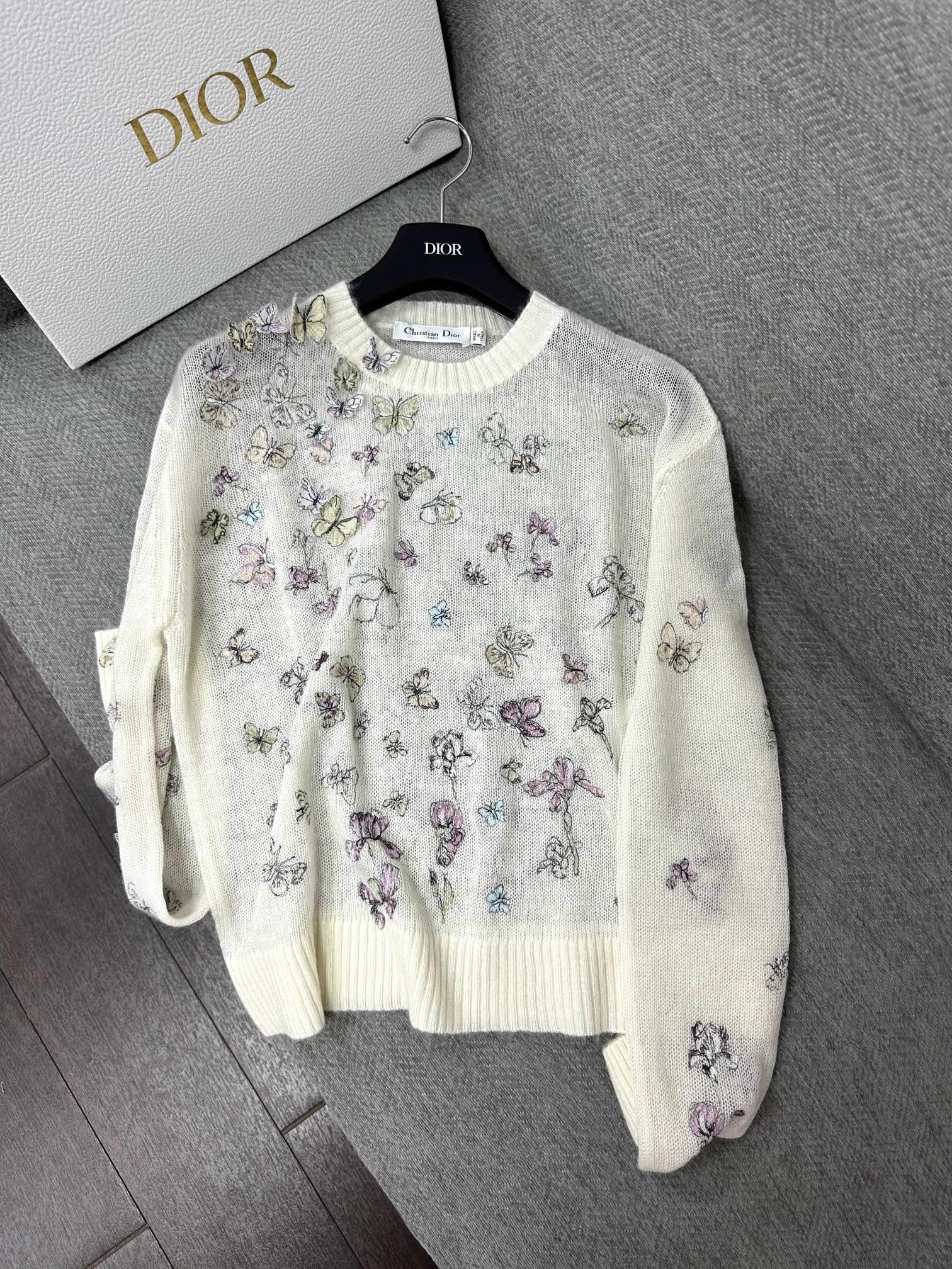 CD Butterfly Embroidered SweaterWhite Alpaca Wool Cashmere 345311