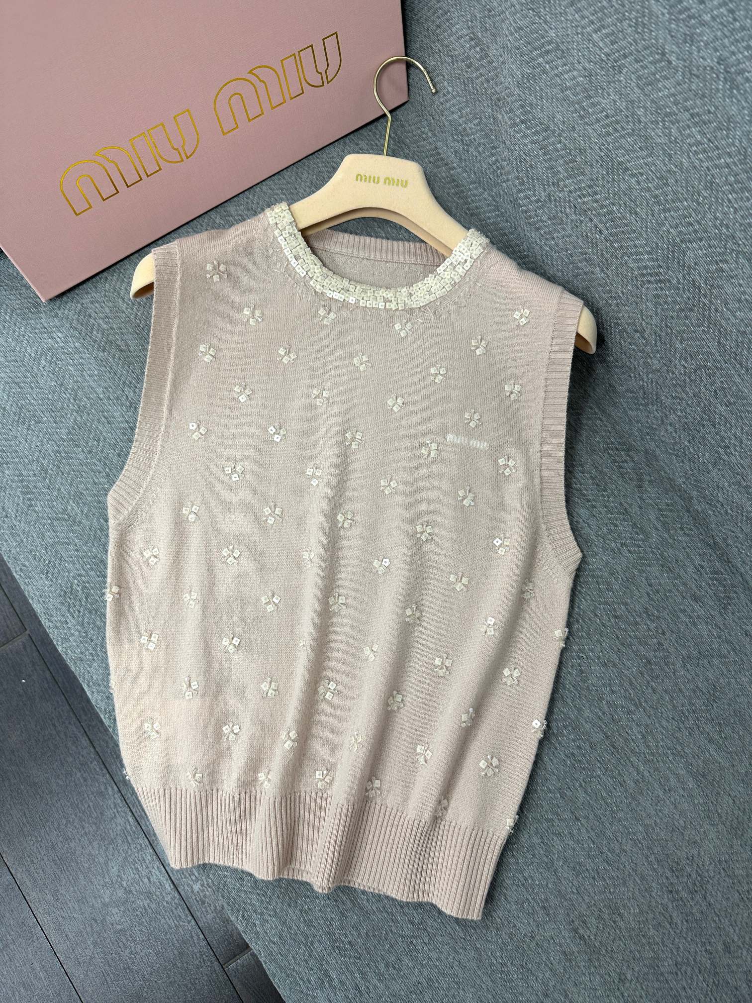 Miu Sequin Sleeveless Top Beige Wool 345347