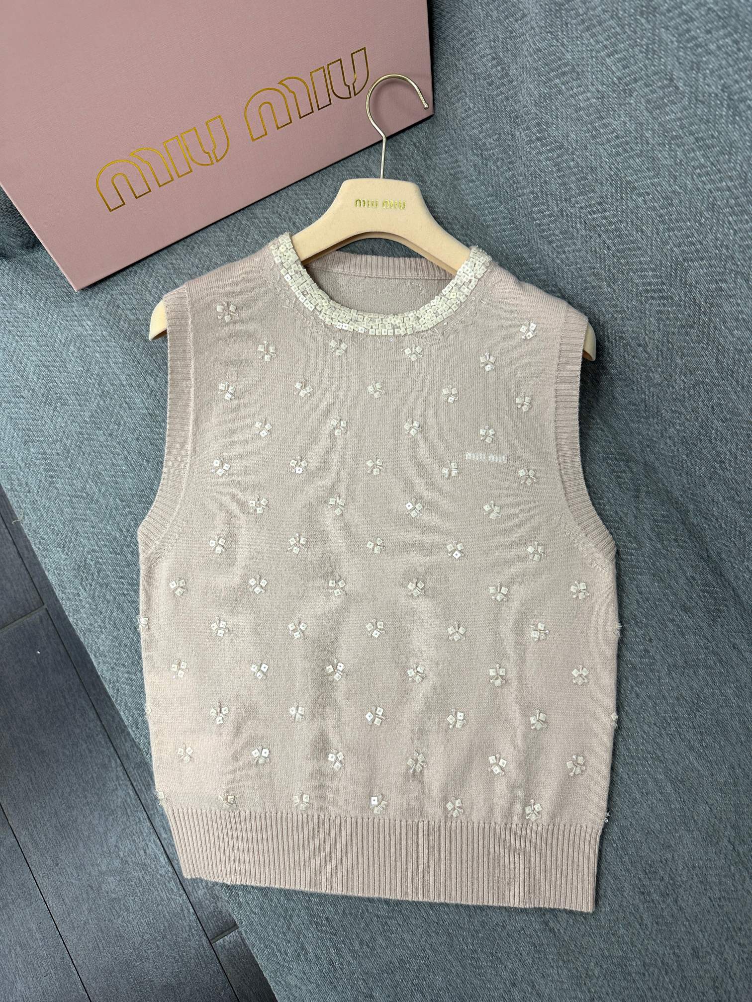 Miu Sequin Sleeveless Top Beige Wool 345347