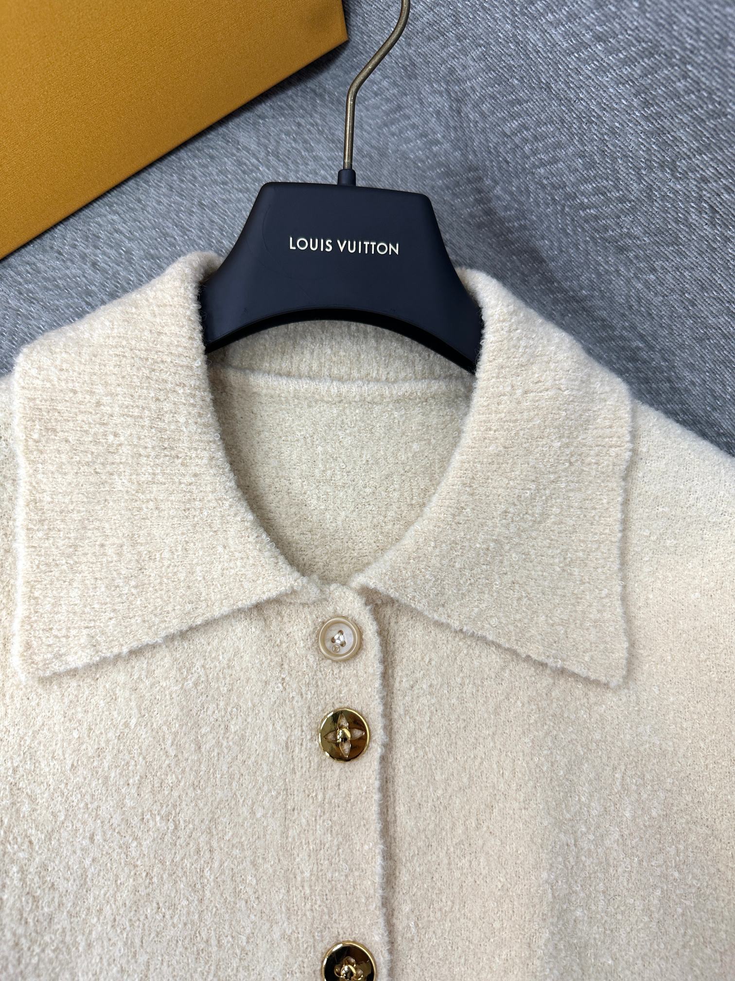 LV LV Monogram Button Knit Top Beige Wool Polyamide 345371