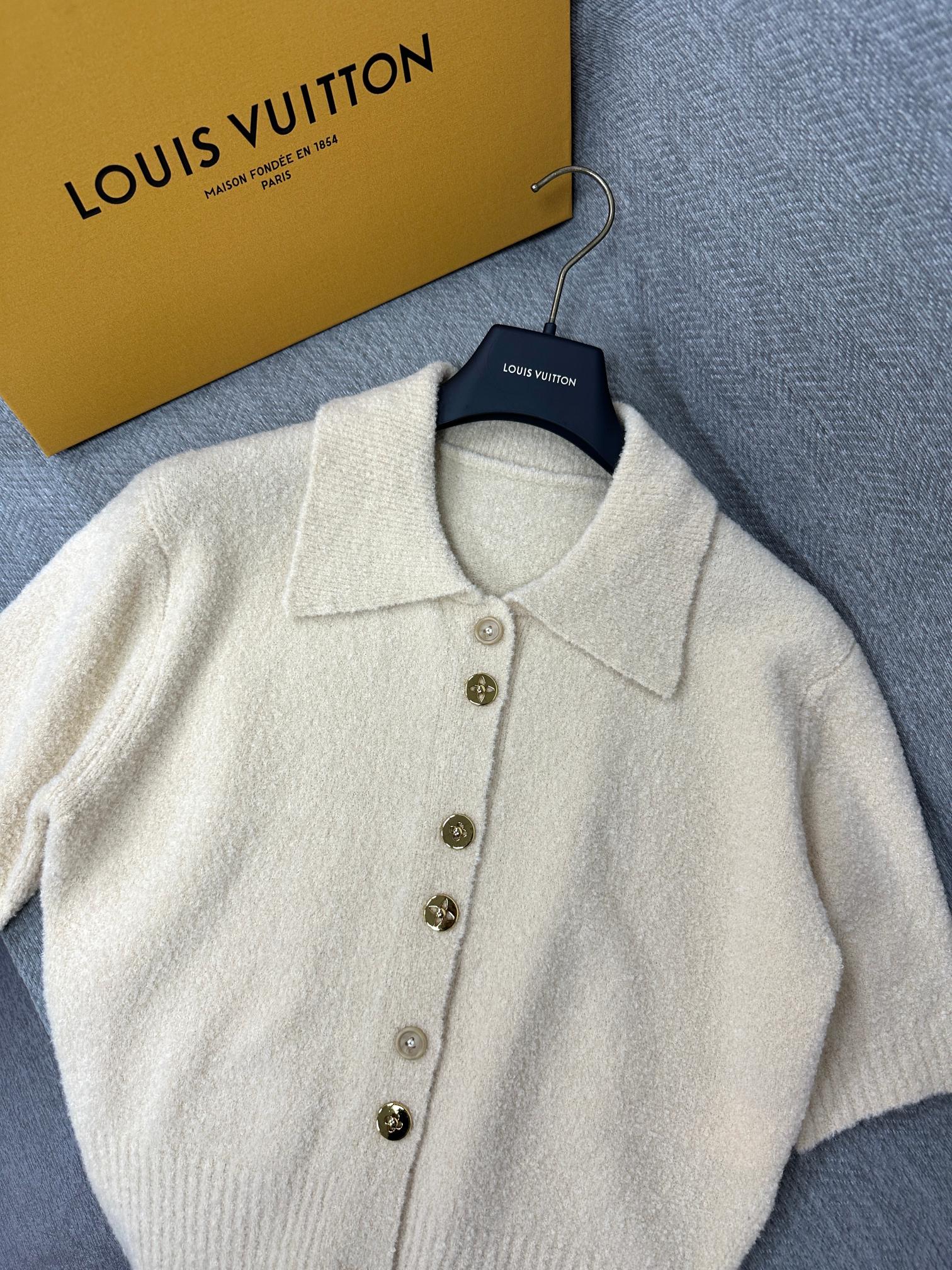 LV LV Monogram Button Knit Top Beige Wool Polyamide 345371