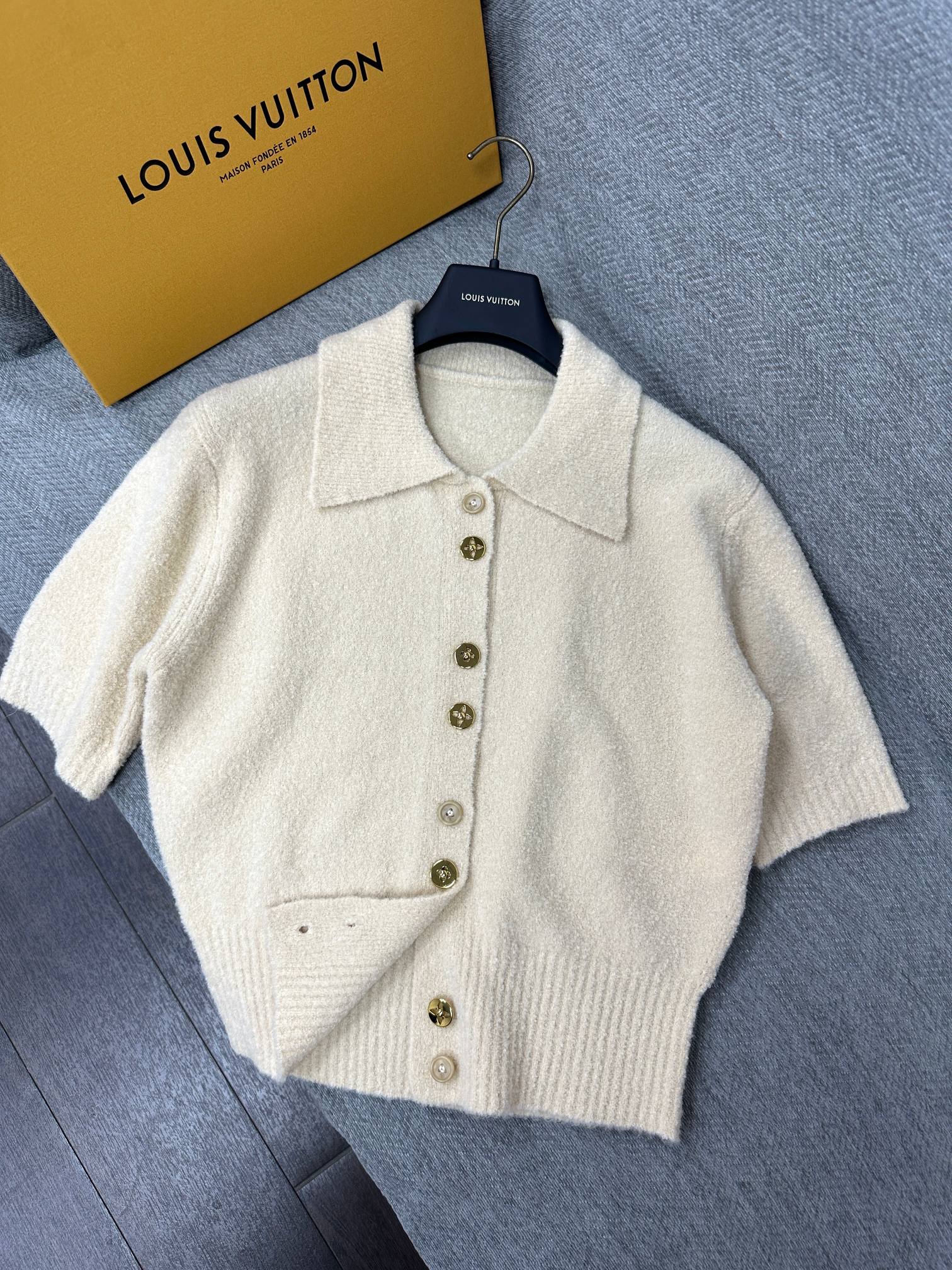 LV LV Monogram Button Knit Top Beige Wool Polyamide 345371