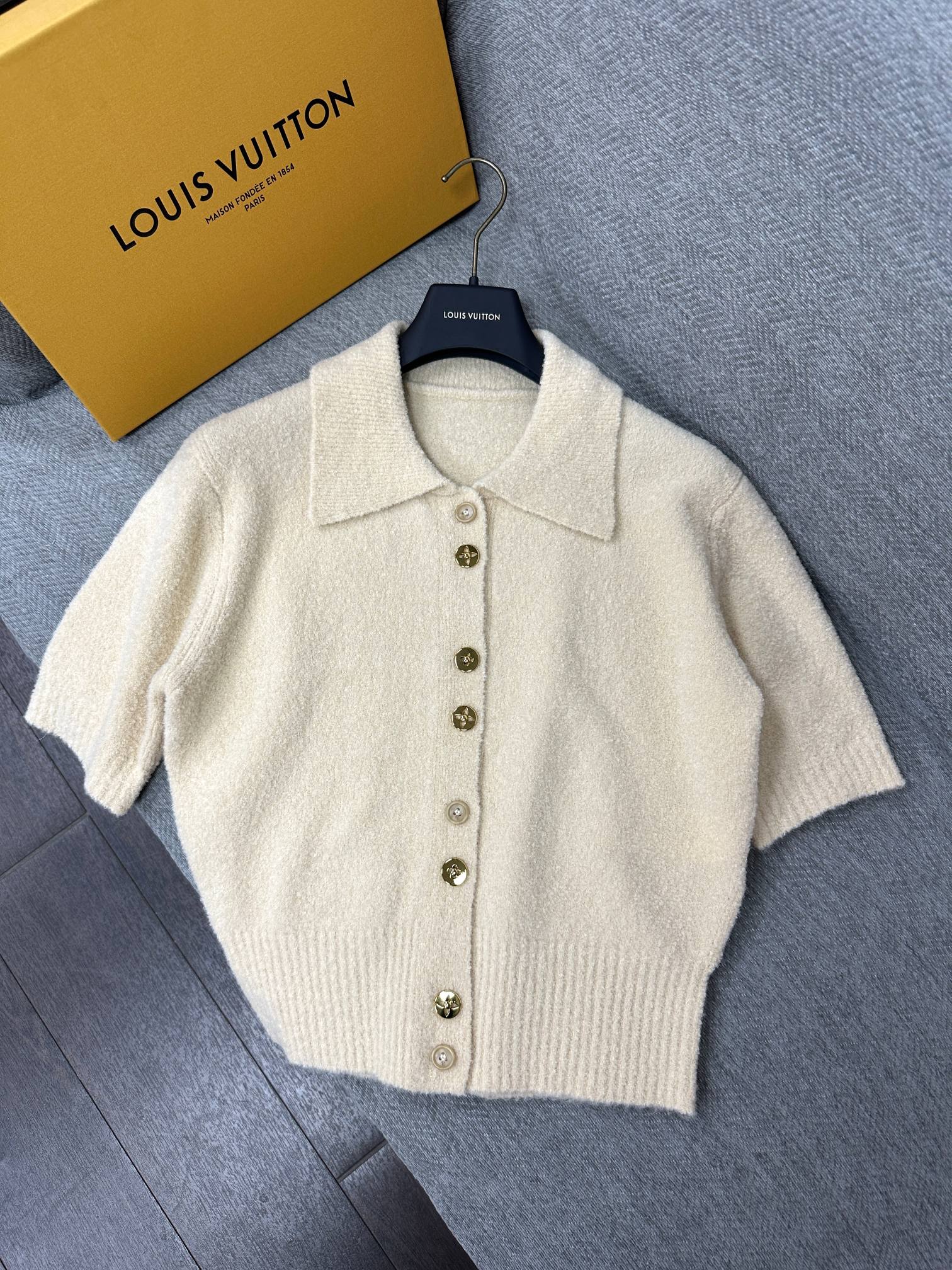 LV LV Monogram Button Knit Top Beige Wool Polyamide 345371