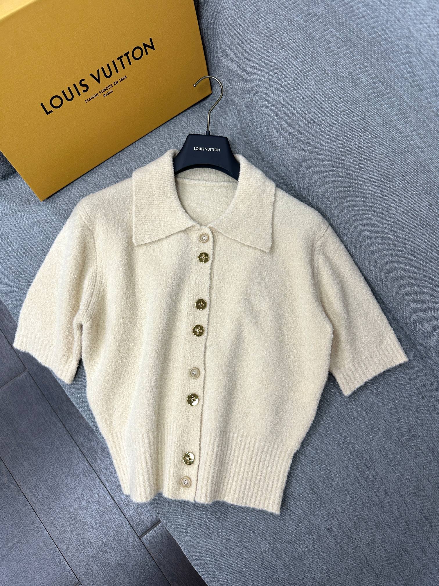 LV LV Monogram Button Knit Top Beige Wool Polyamide 345371
