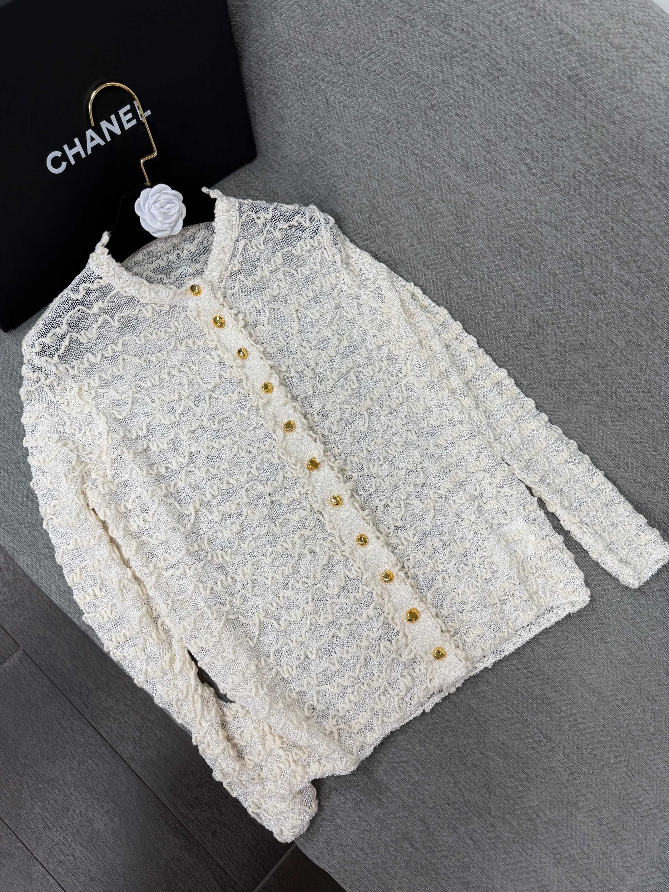 CC 26s Cardigan Textured Knit Pattern White Viscose Silk 414859