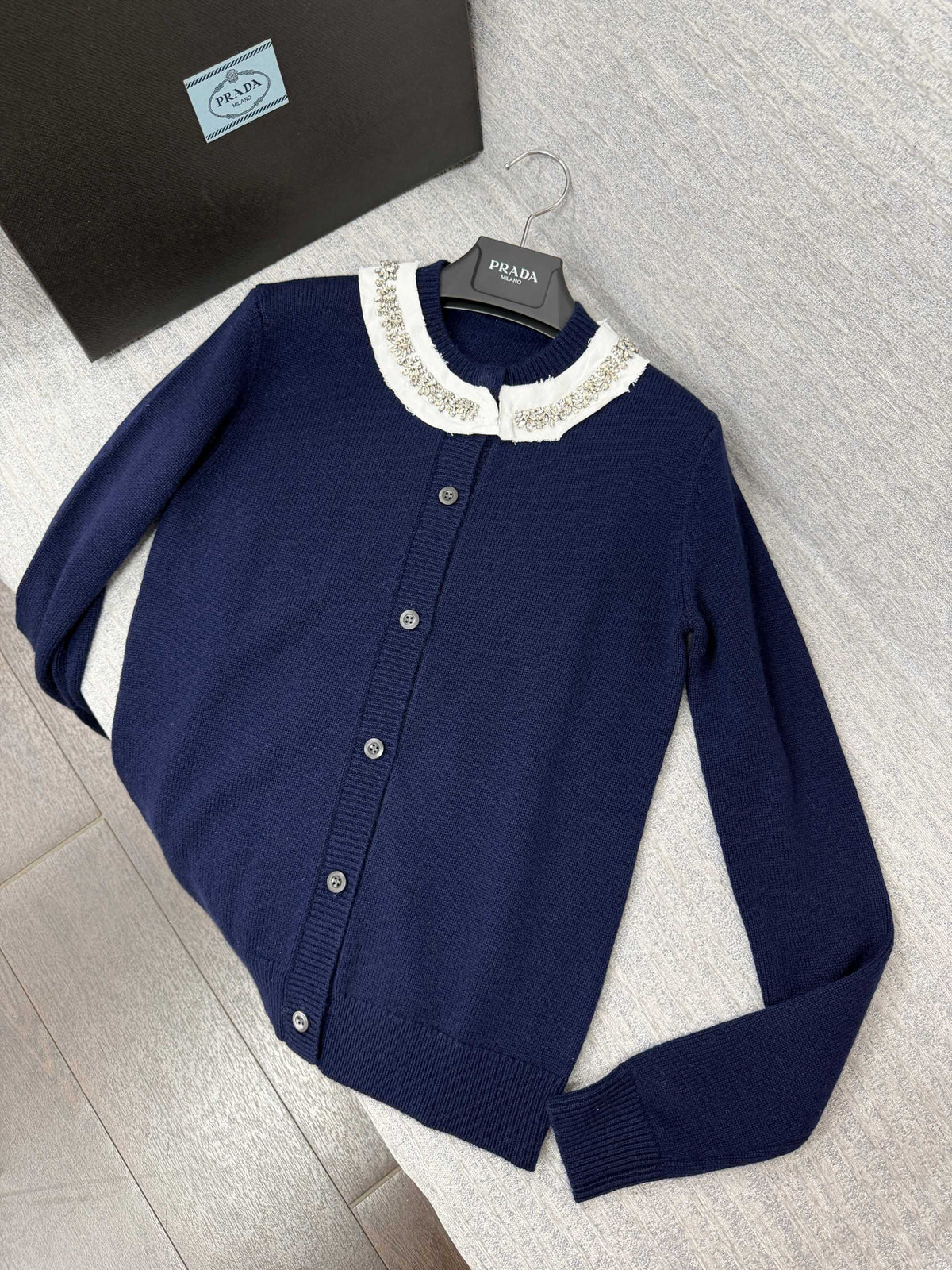 Prada 26s Knit Cardigan Navy Blue Virgin Wool Cashmere Crystal Embellished Collar 442023