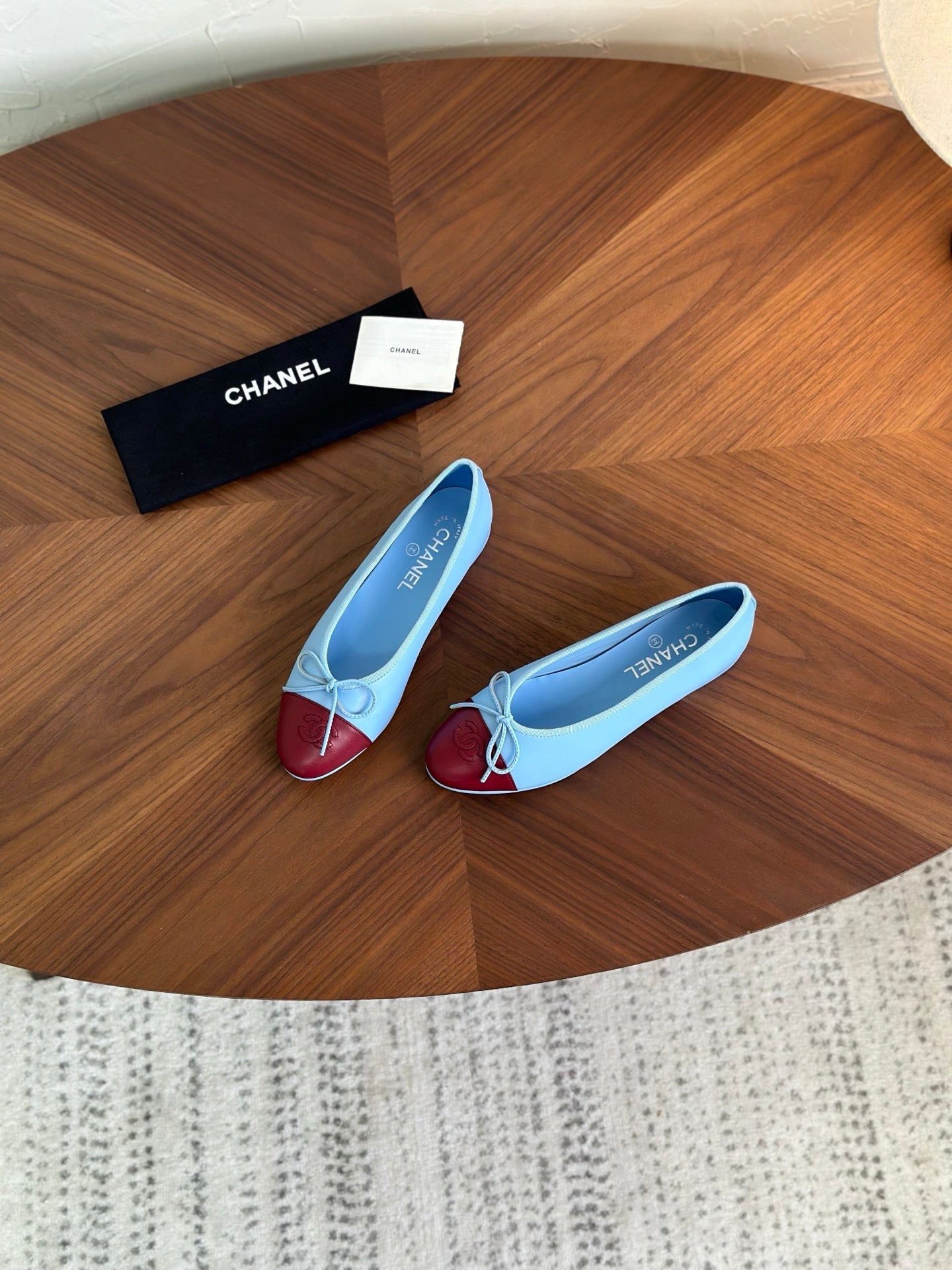 CC 26s Ballet Flat Blue Red Calfskin 938174