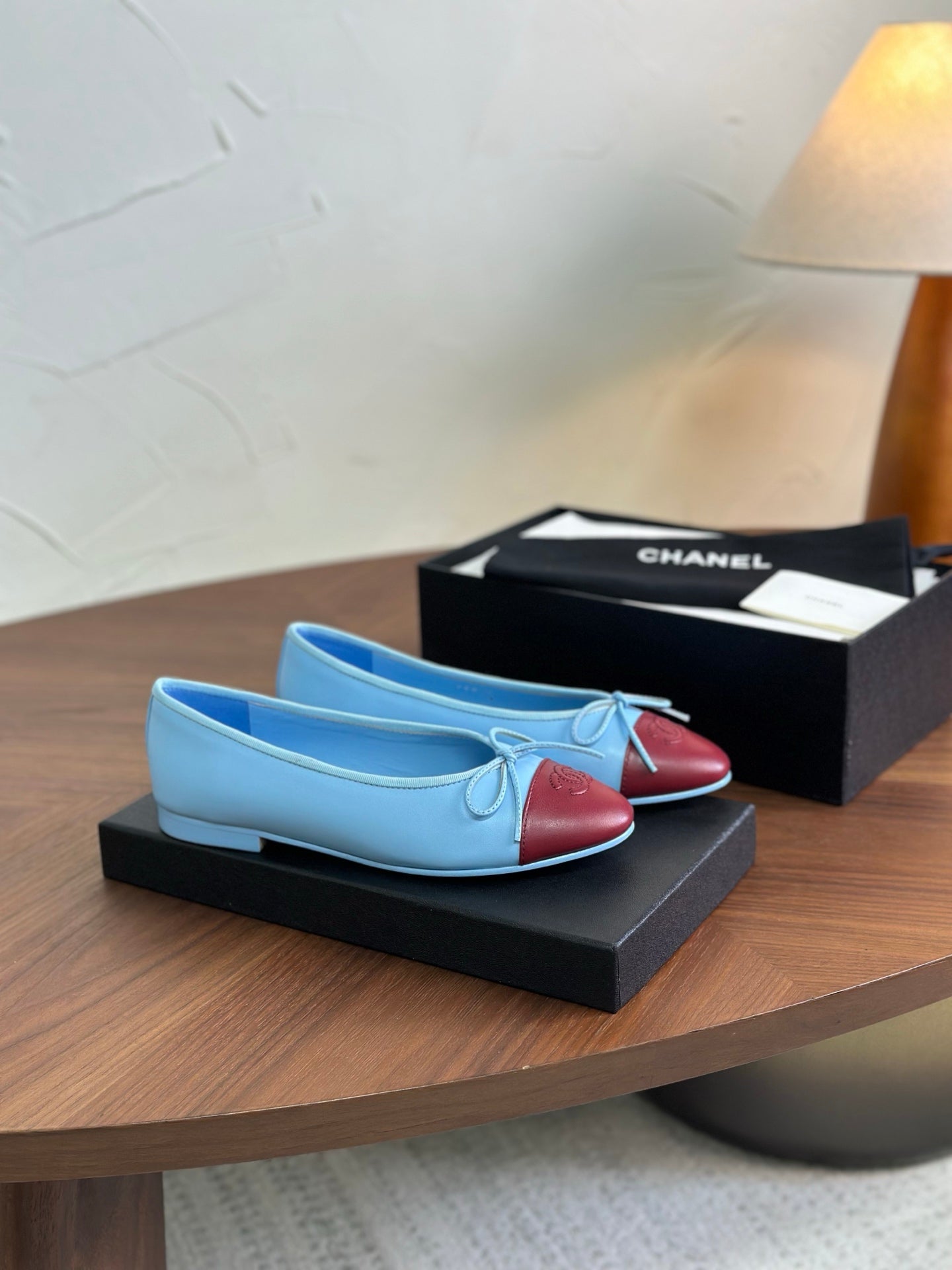 CC 26s Ballet Flat Blue Red Calfskin 938174