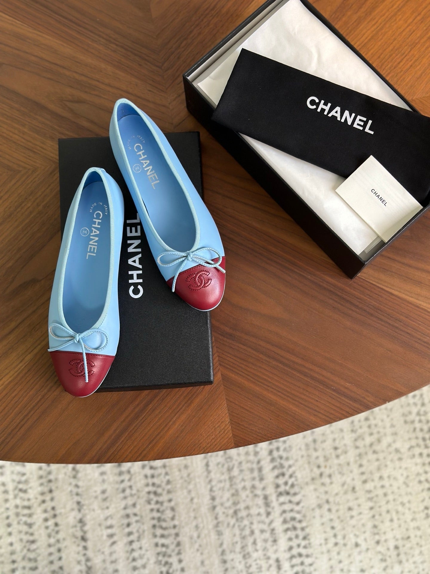 CC 26s Ballet Flat Blue Red Calfskin 938174