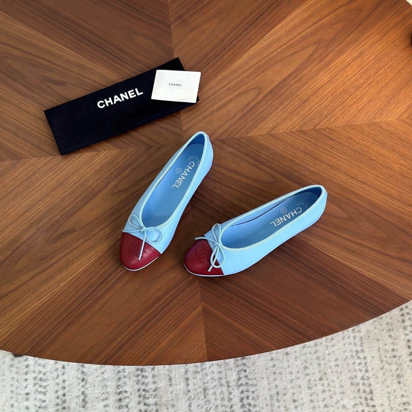 CC 26s Ballet Flat Blue Red Calfskin 938174