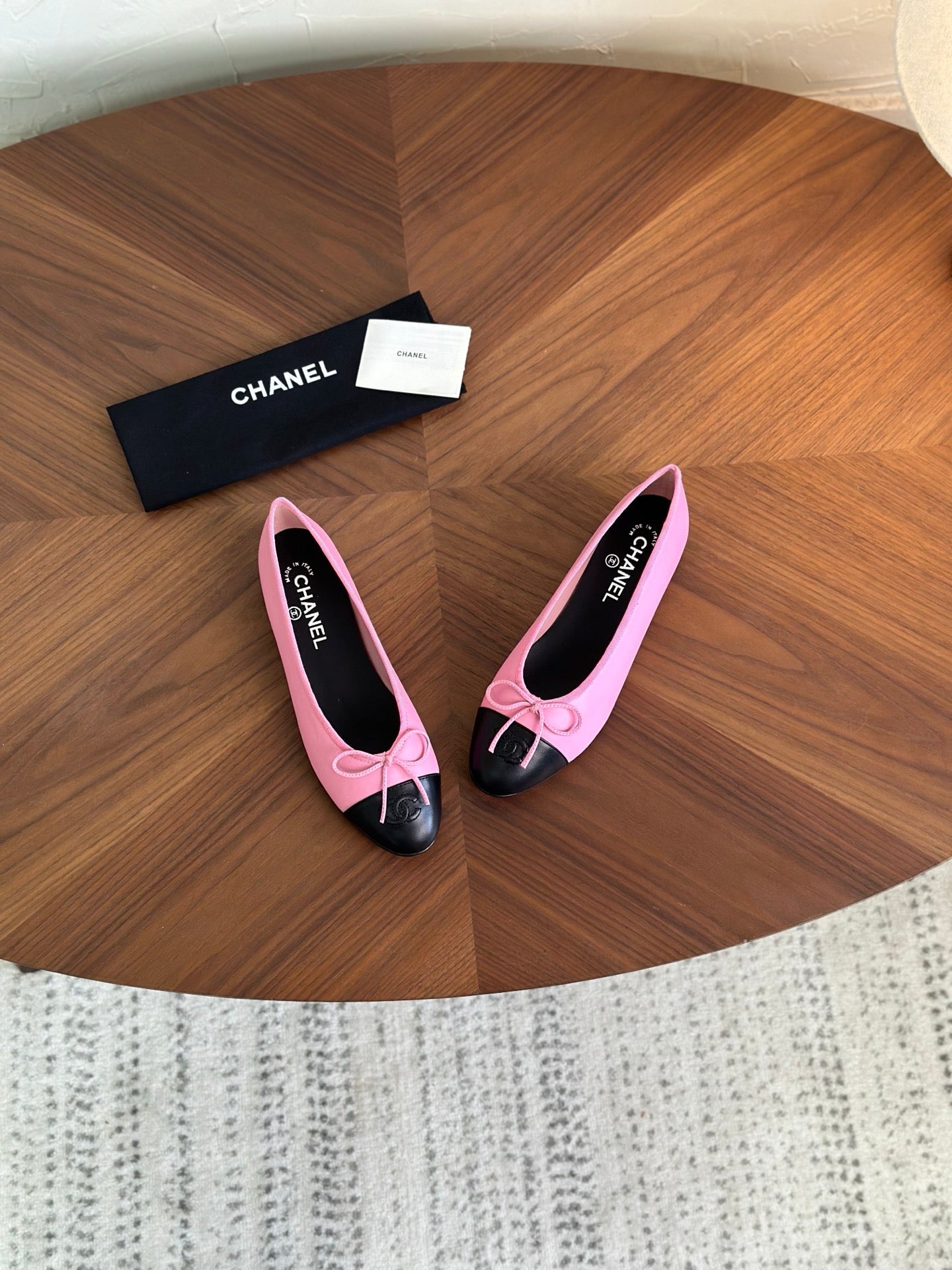 CC 26s Ballet Flat Pink Black Calfskin 938175