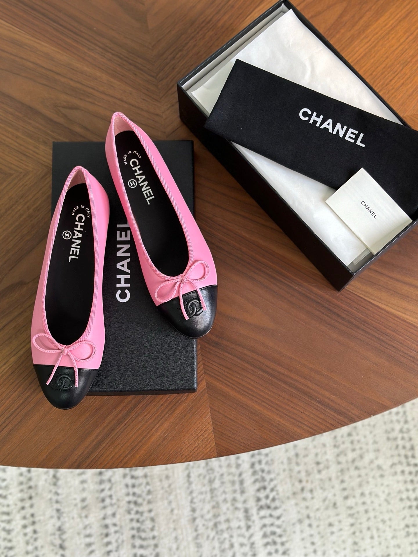 CC 26s Ballet Flat Pink Black Calfskin 938175