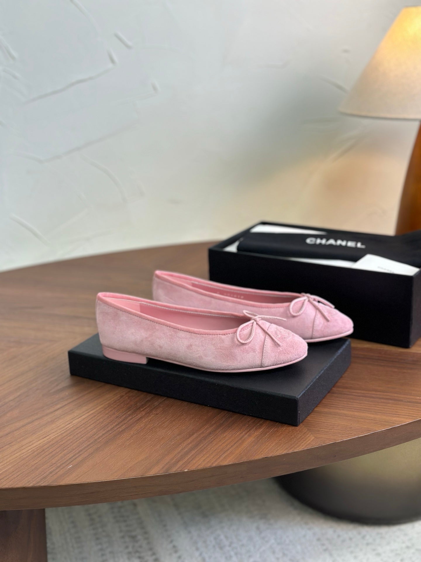 CC 26s Ballet Flat Light Pink Suede 938183