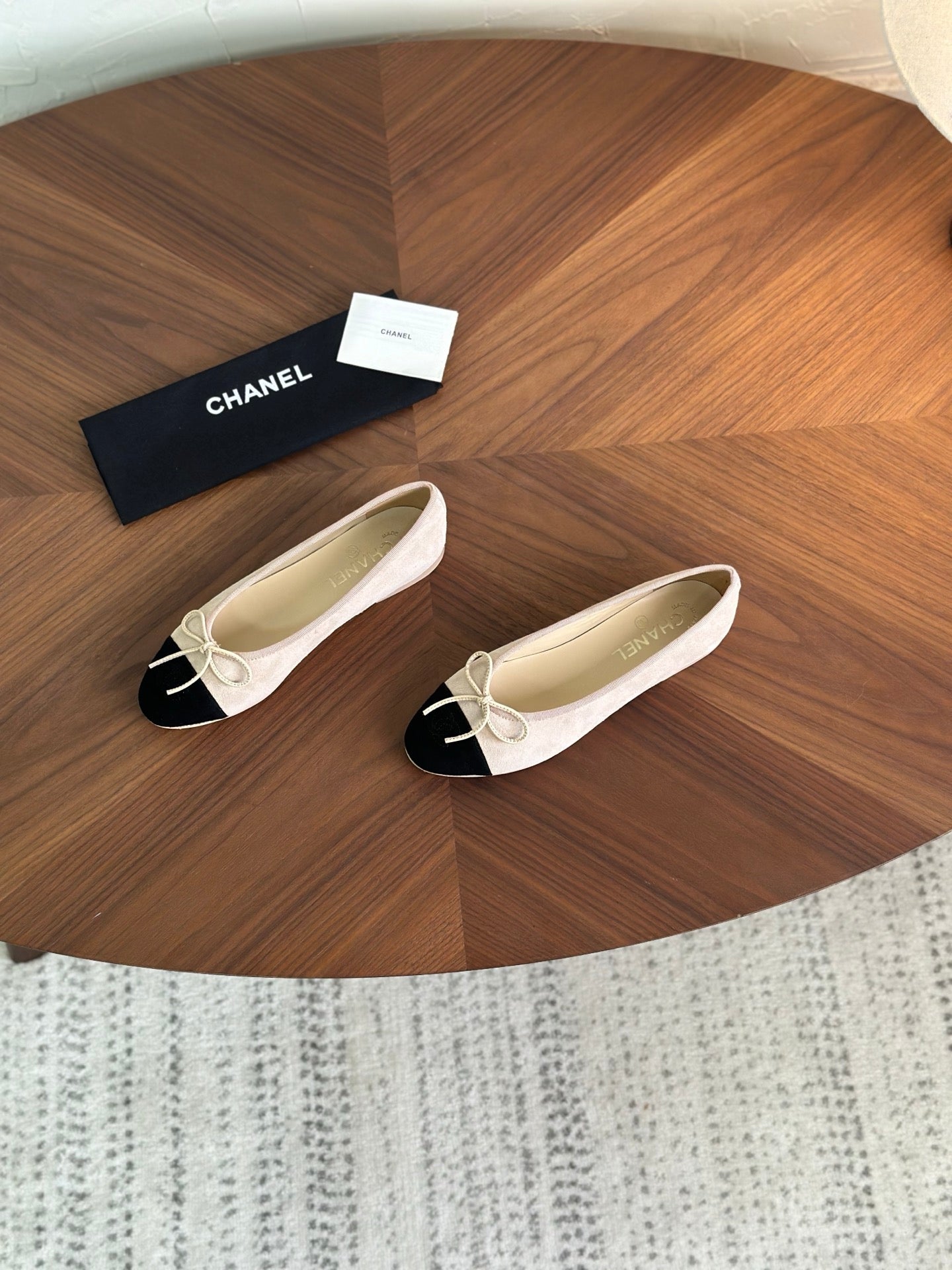 CC 26s Ballet Flat Black Khaki Suede 938185