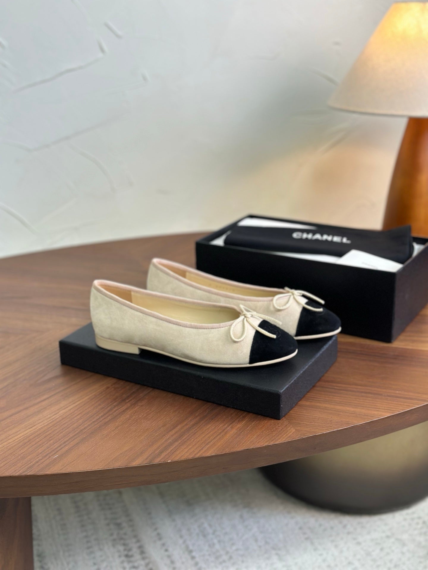 CC 26s Ballet Flat Black Khaki Suede 938185