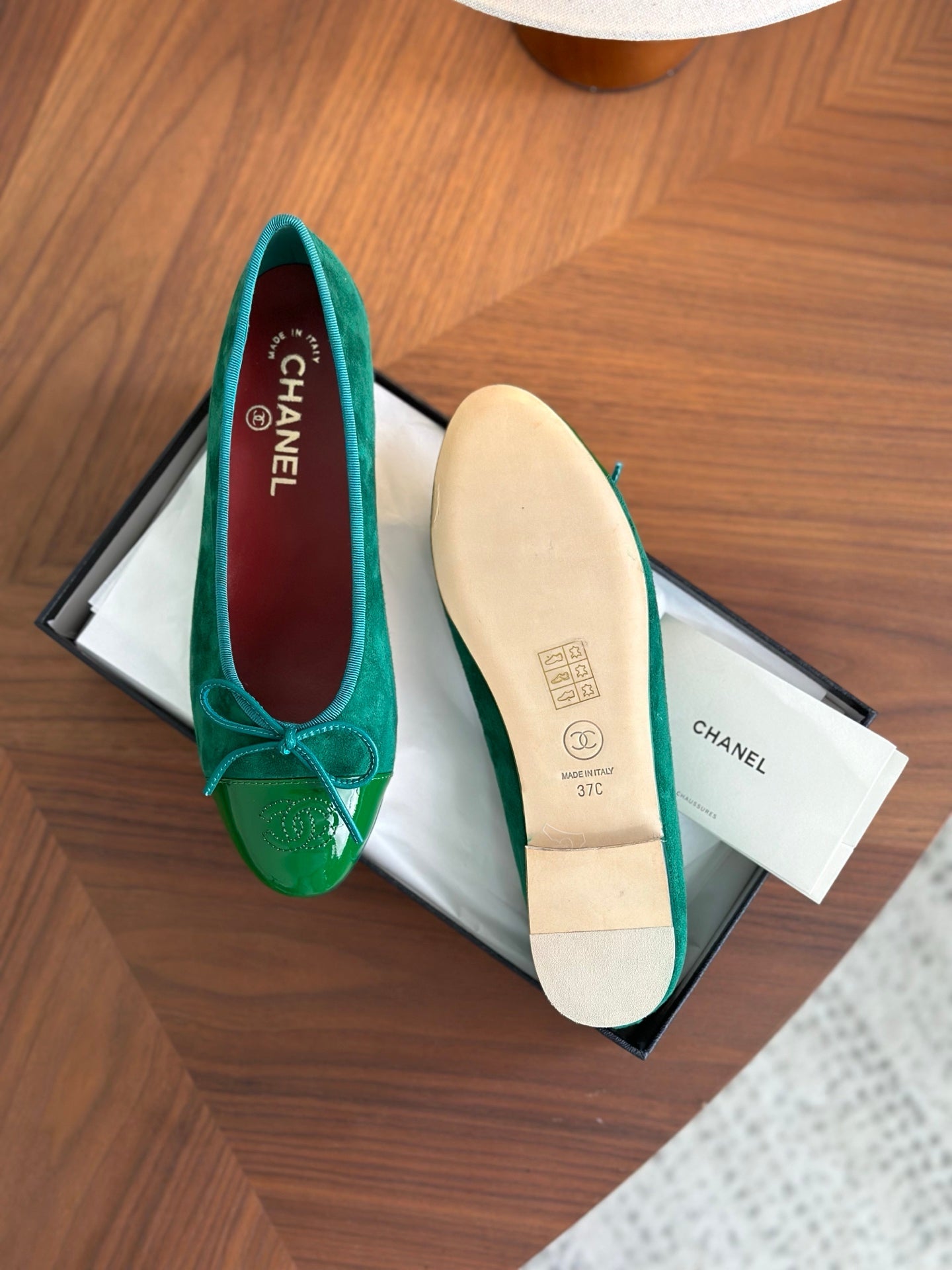 CC 26s Ballet Flat Green Glossy Leather Suede 938191